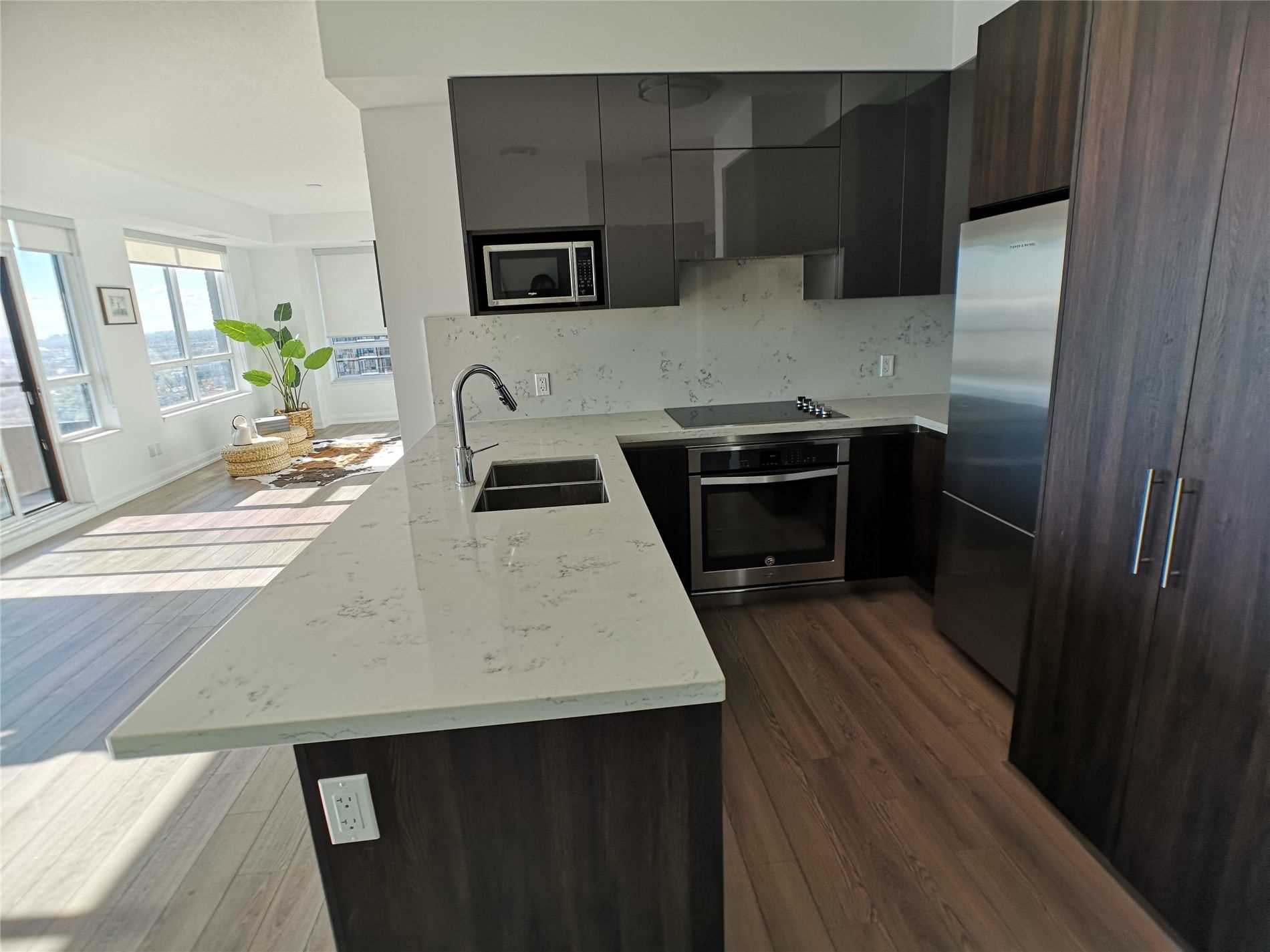 15 Water Walk Dr, #2908