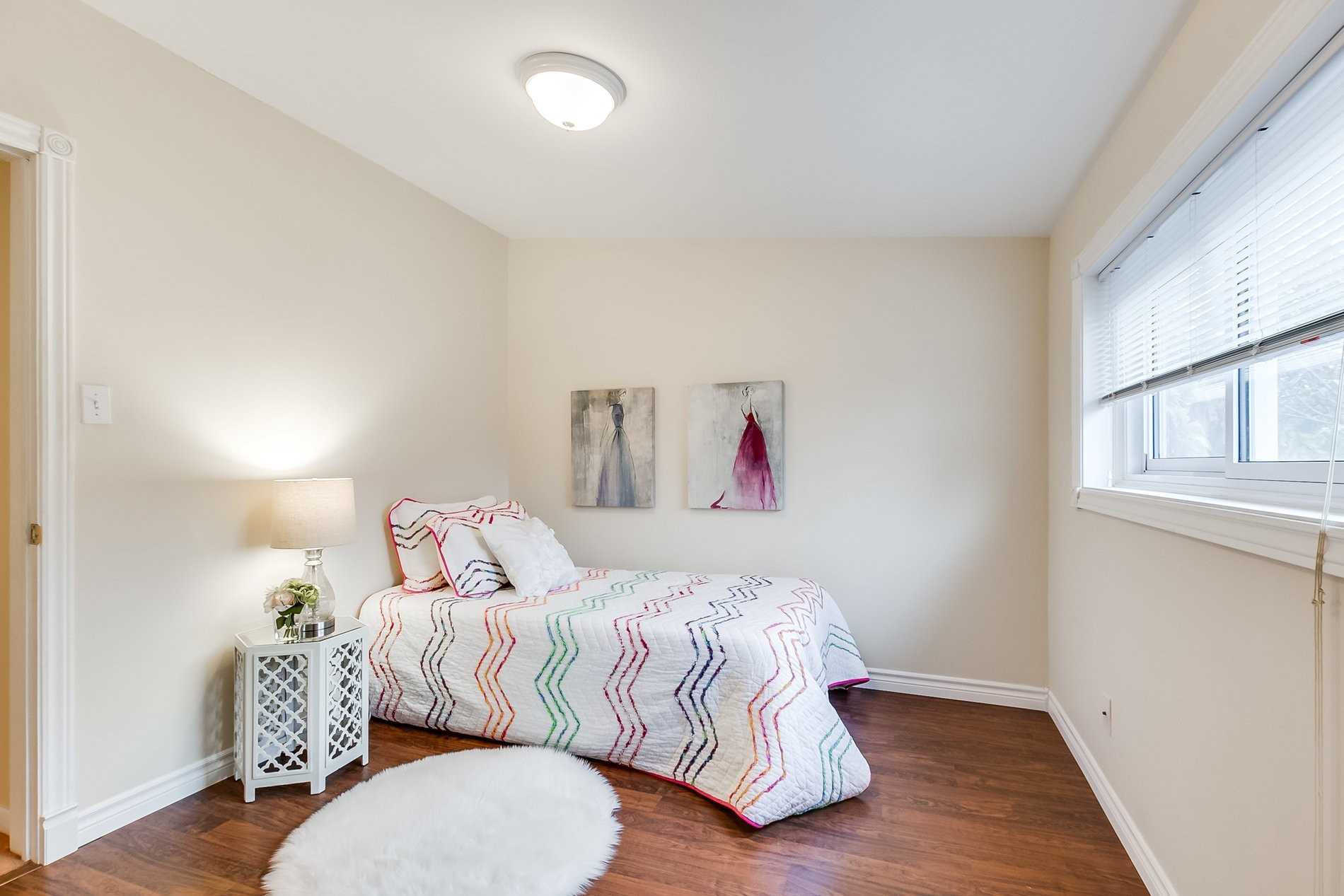 89 Murray Dr