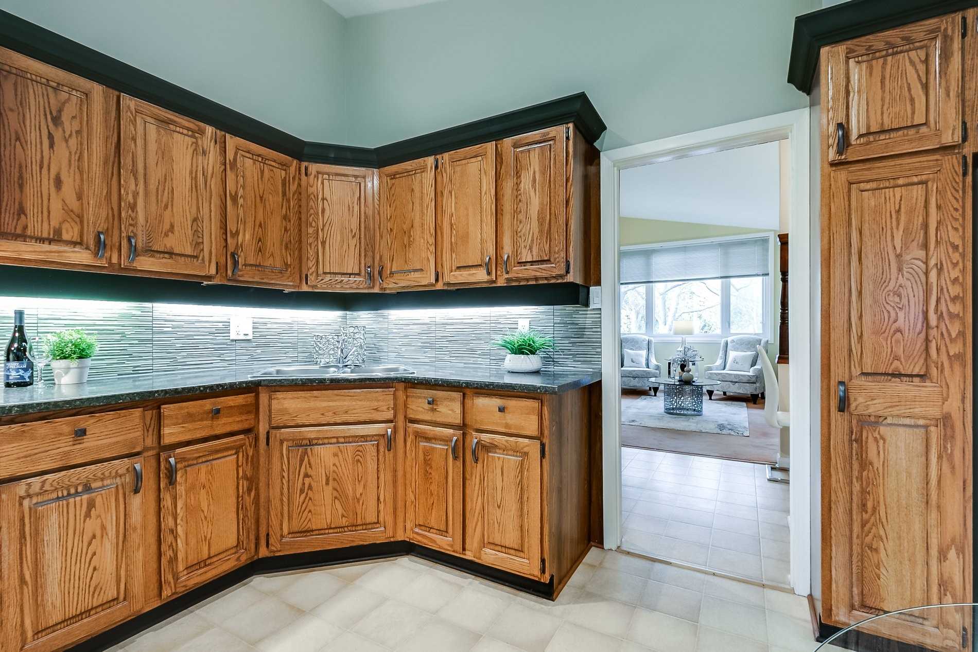 89 Murray Dr