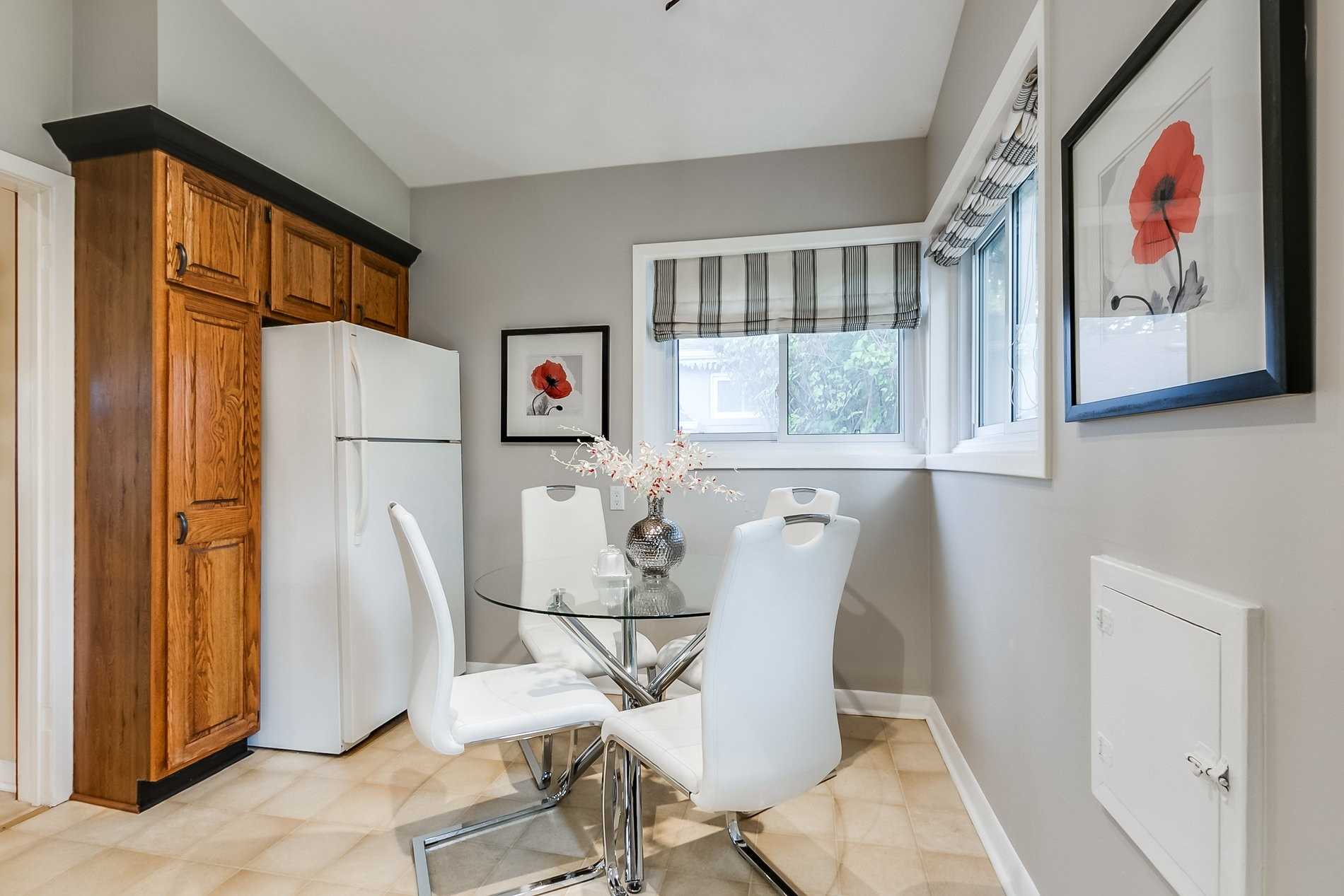 89 Murray Dr