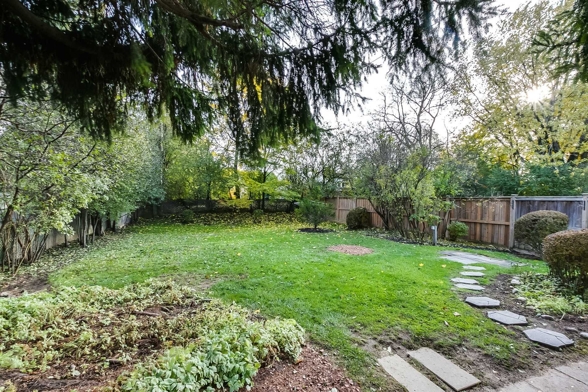 89 Murray Dr