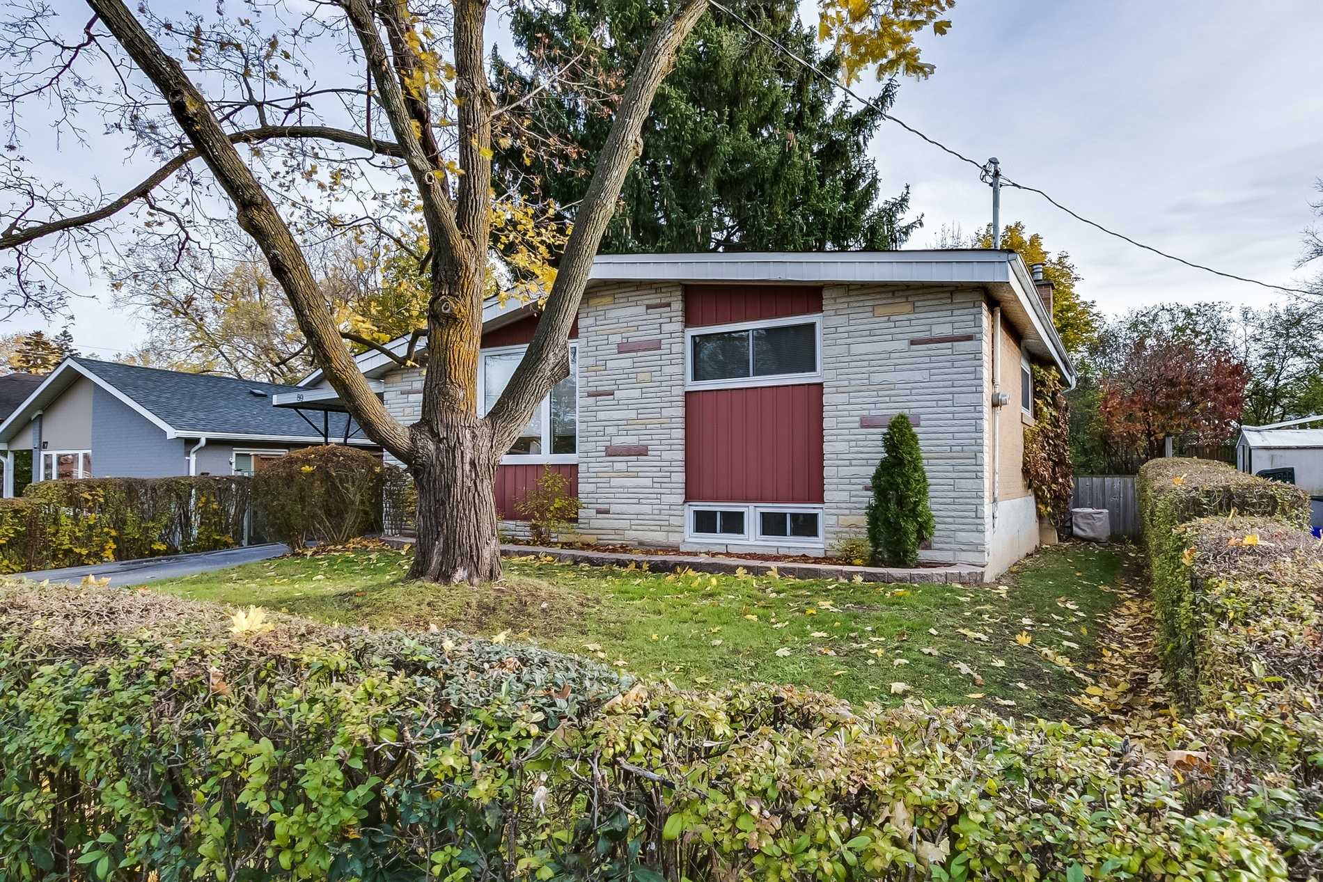 89 Murray Dr