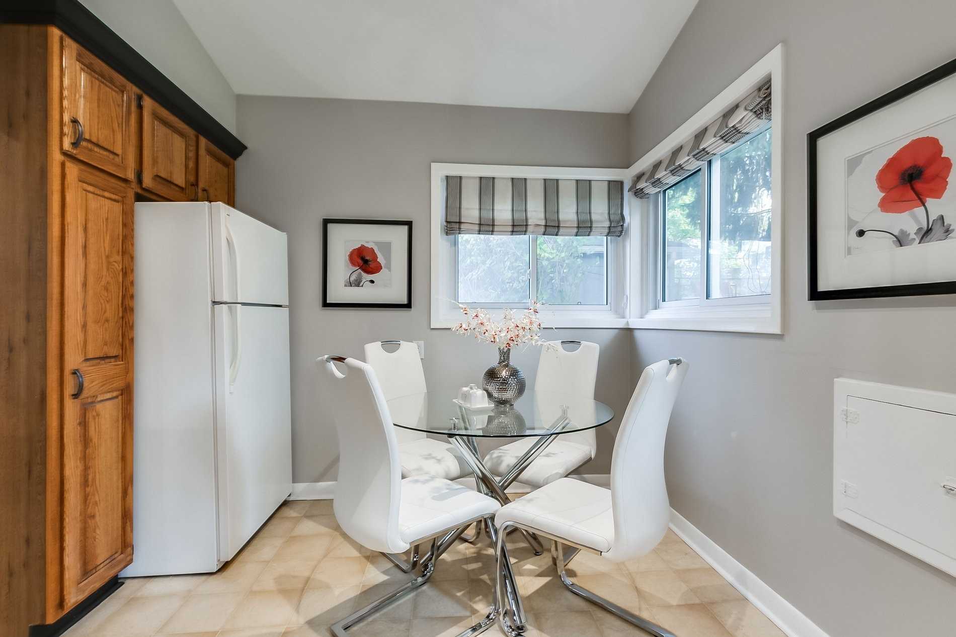 89 Murray Dr