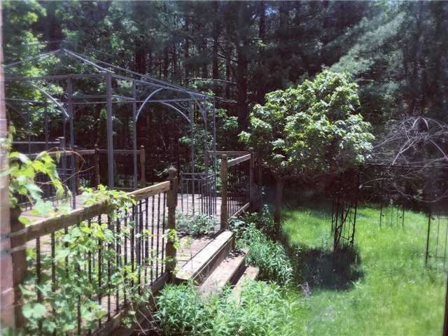 87 Worthington Ave