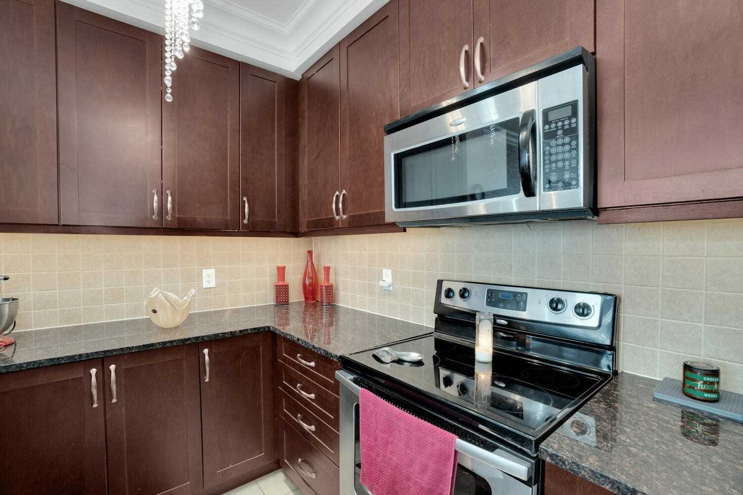 9235 Jane St, #1109