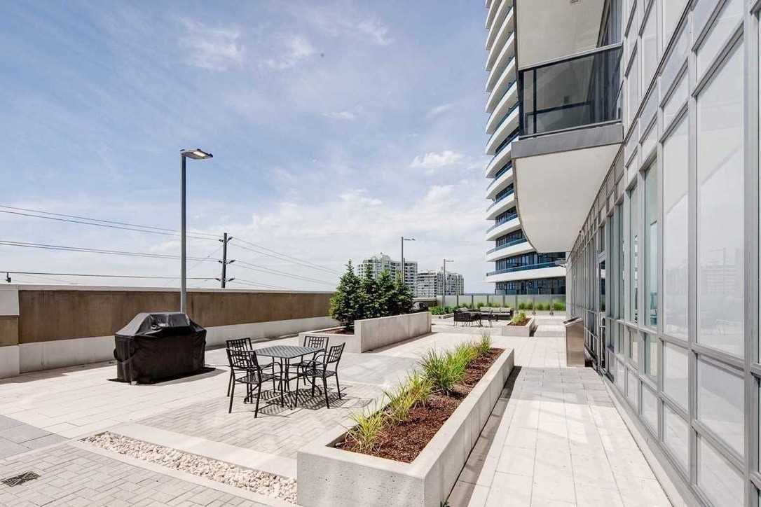 7171 Yonge St, #1209