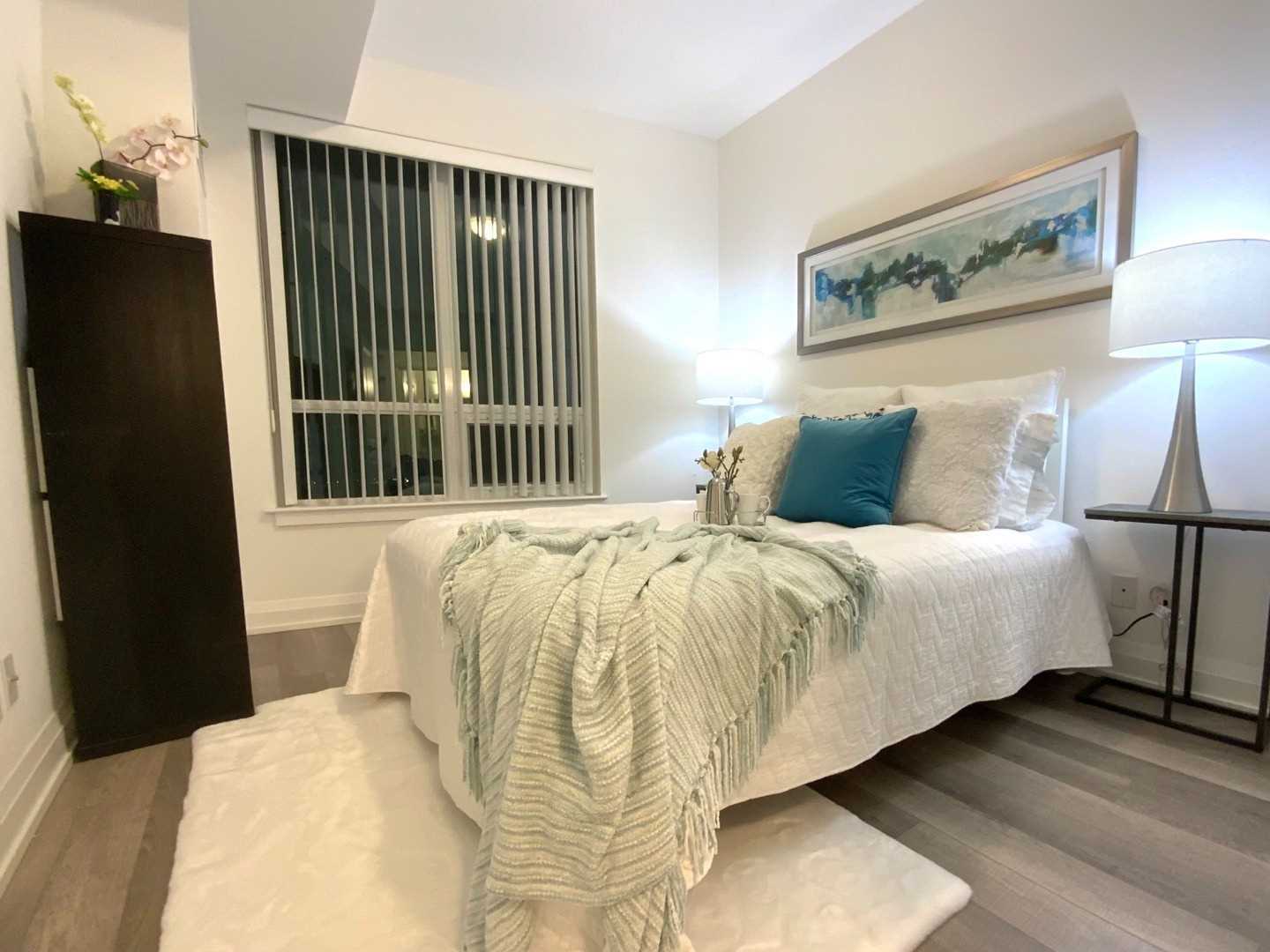7171 Yonge St, #1209