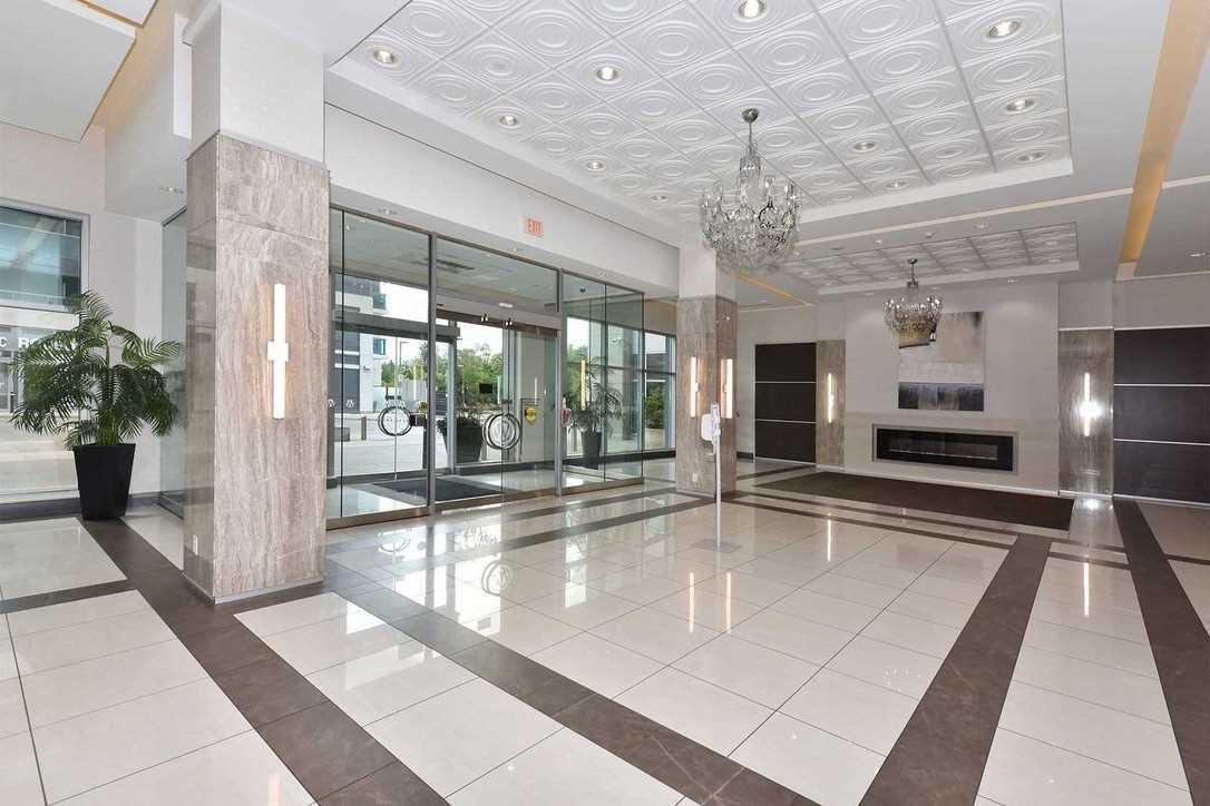 7171 Yonge St, #1209