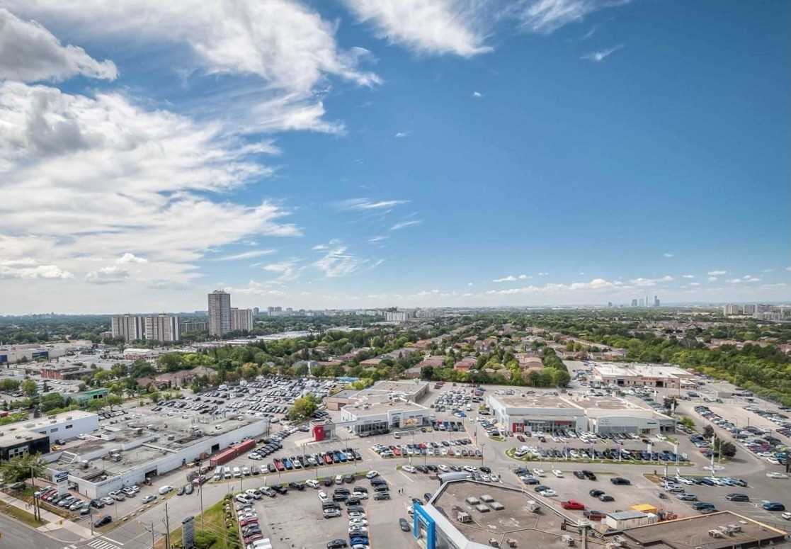 7171 Yonge St, #1209