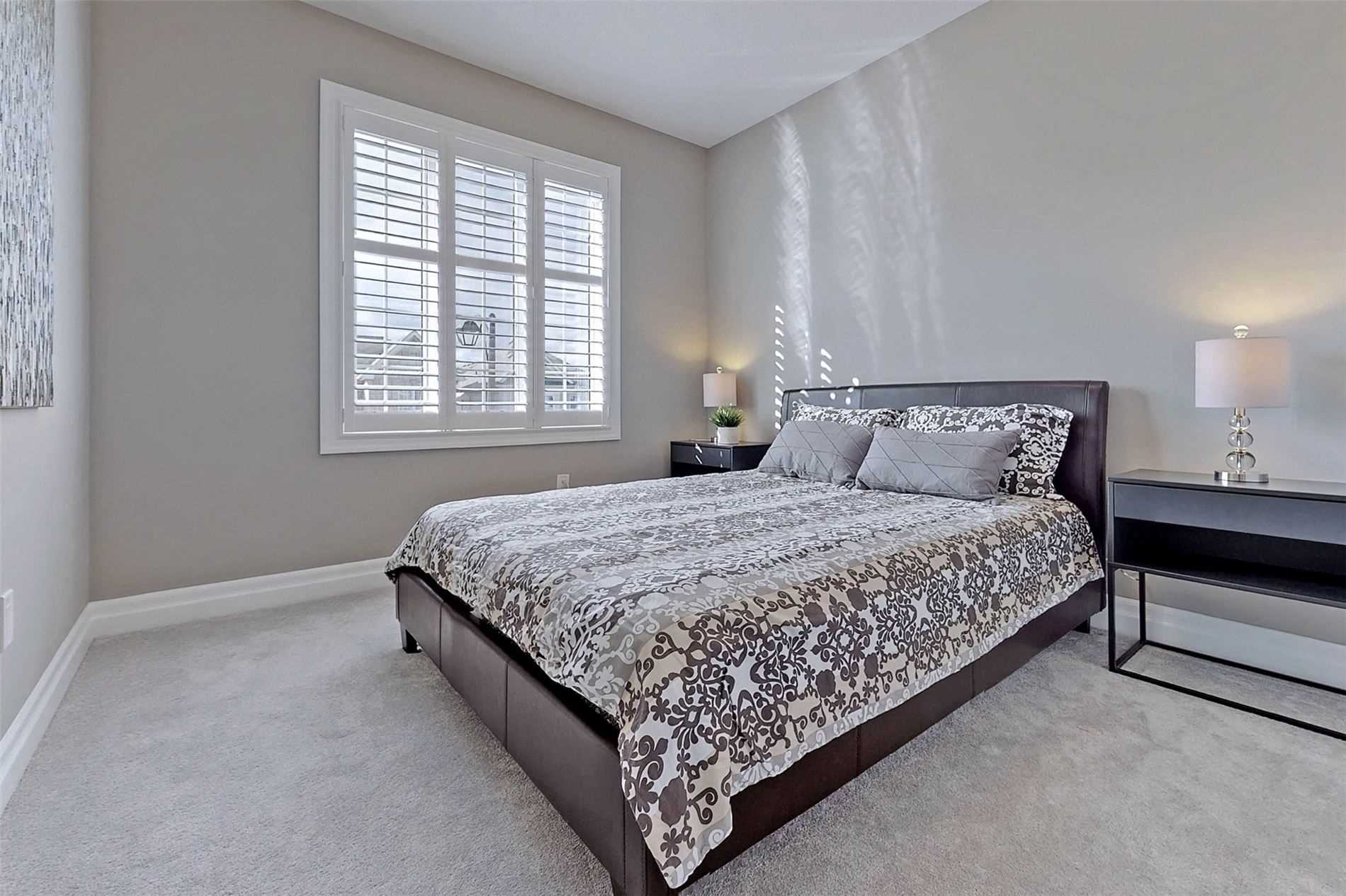 206 Baber Cres
