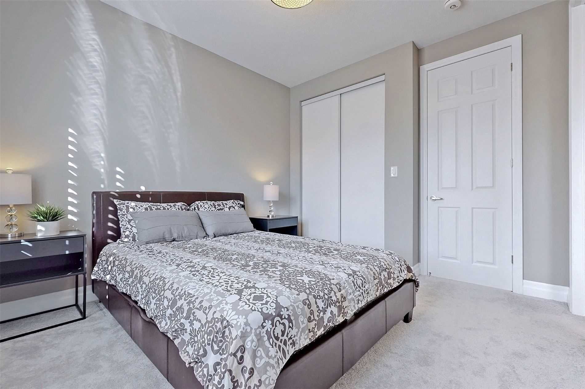 206 Baber Cres