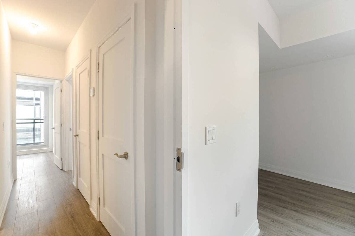 18 Coles Ave, #603