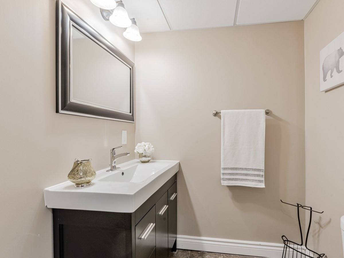 48 Imperial Cres