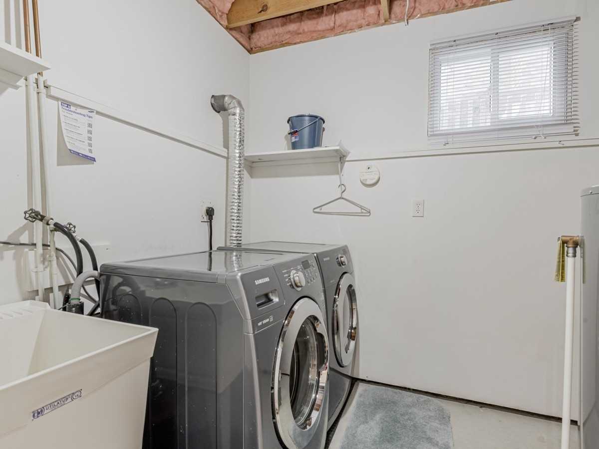 48 Imperial Cres