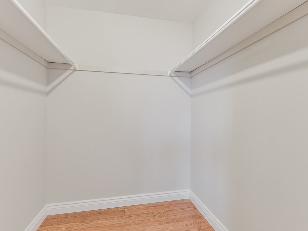 48 Imperial Cres