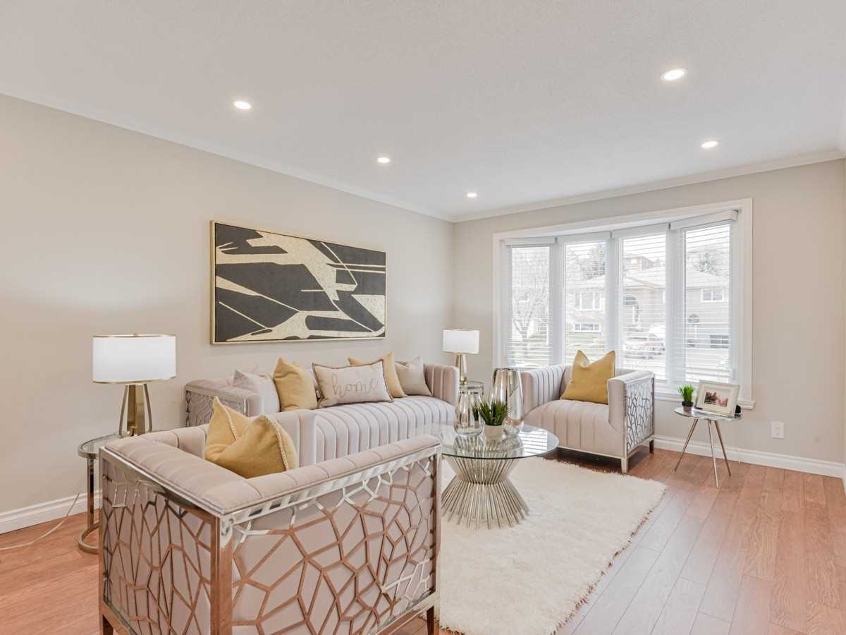 48 Imperial Cres