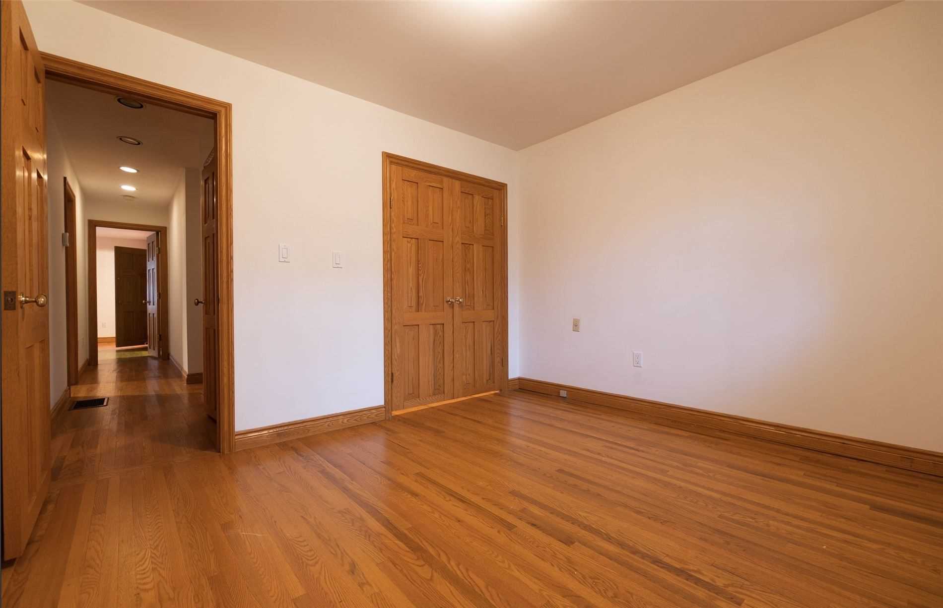 1279 Doane Rd
