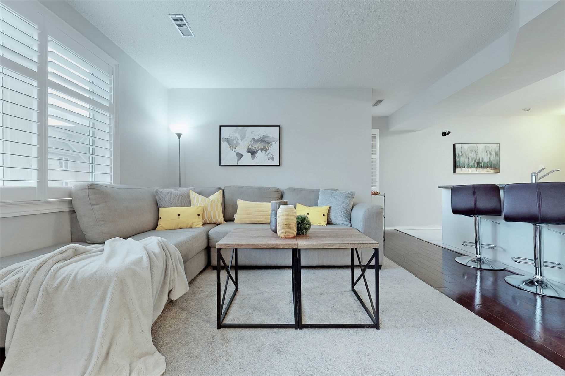 75 Weldrick Rd E, #1025