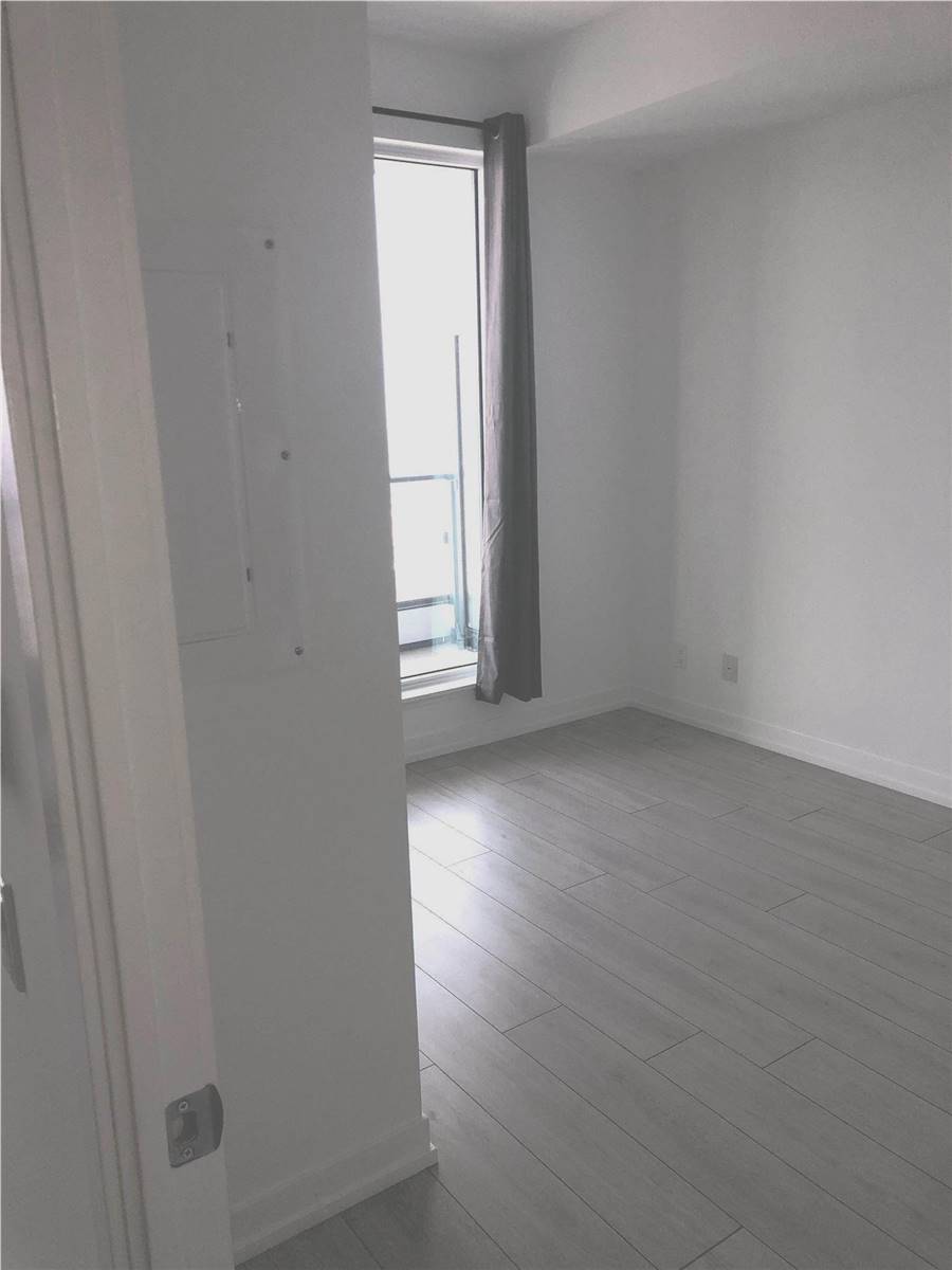 Listing N5450967 - Large Photo # 13