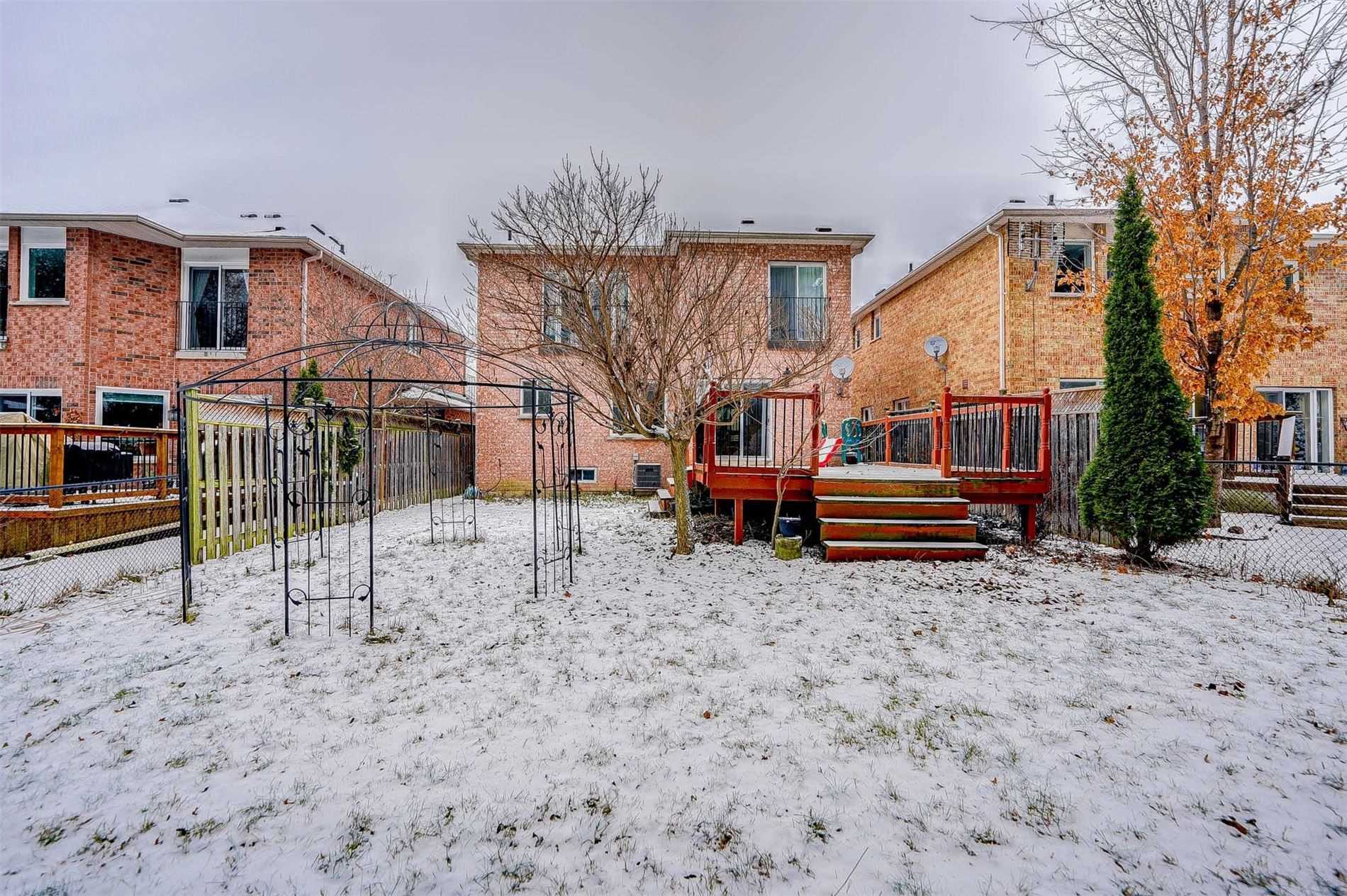 87 Worthington Ave