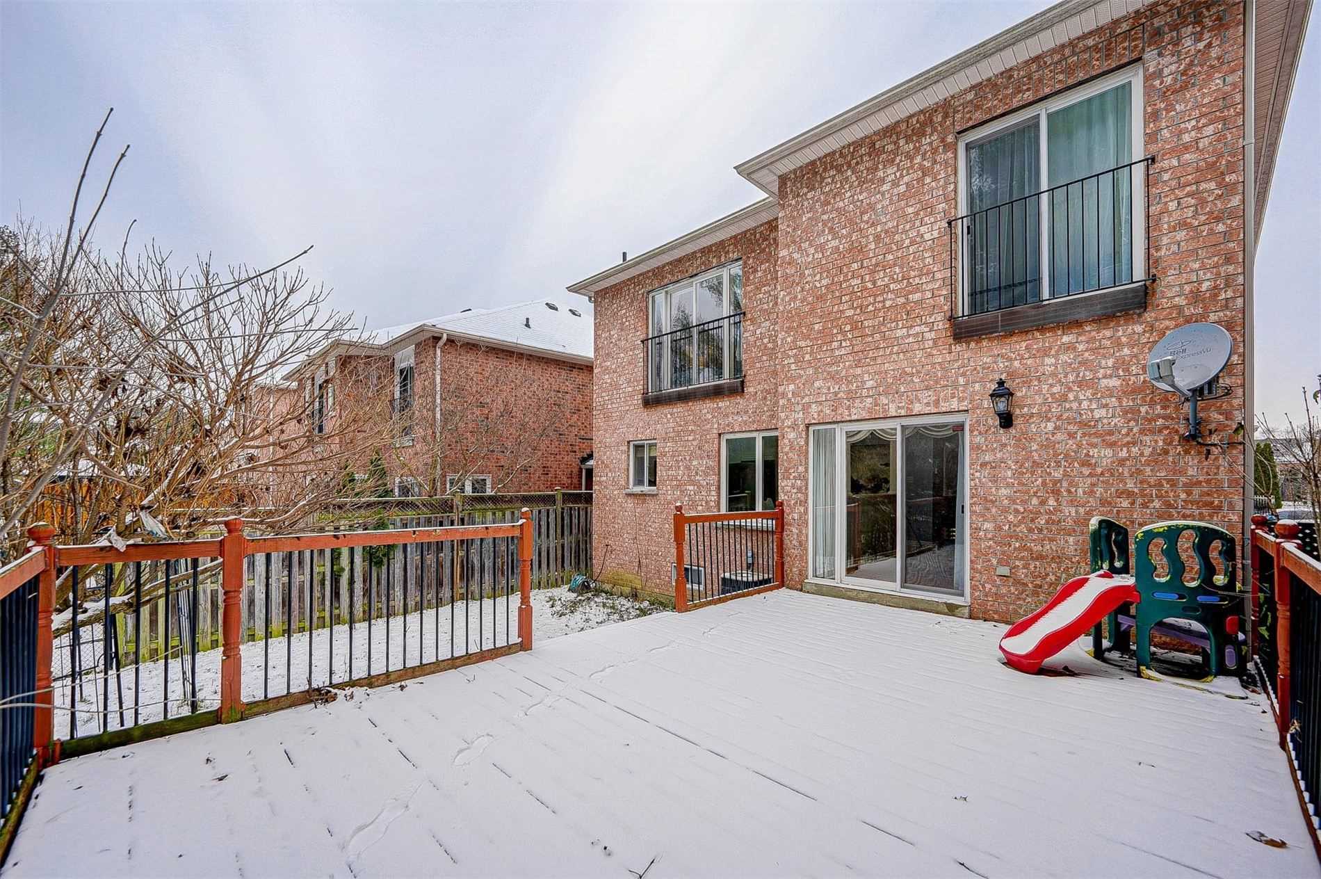 87 Worthington Ave