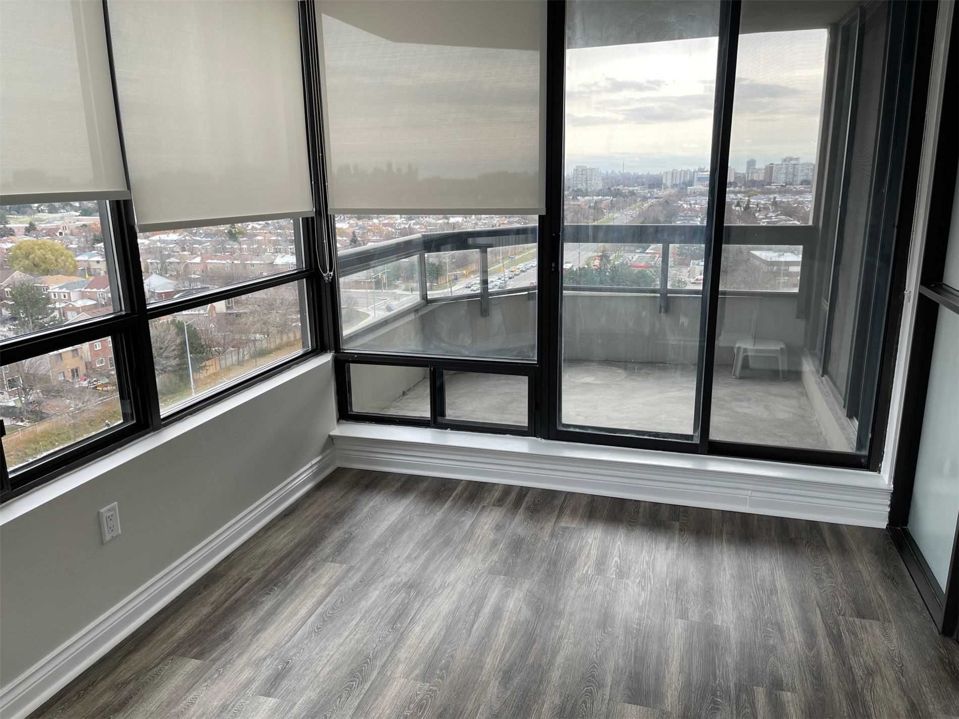 7460 Bathurst St, #1210