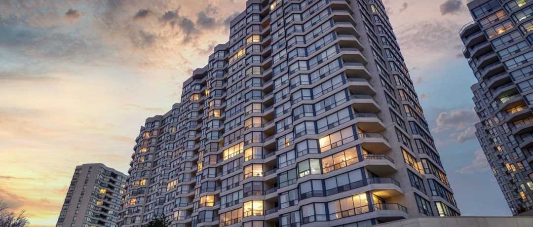 7300 Yonge St, #302
