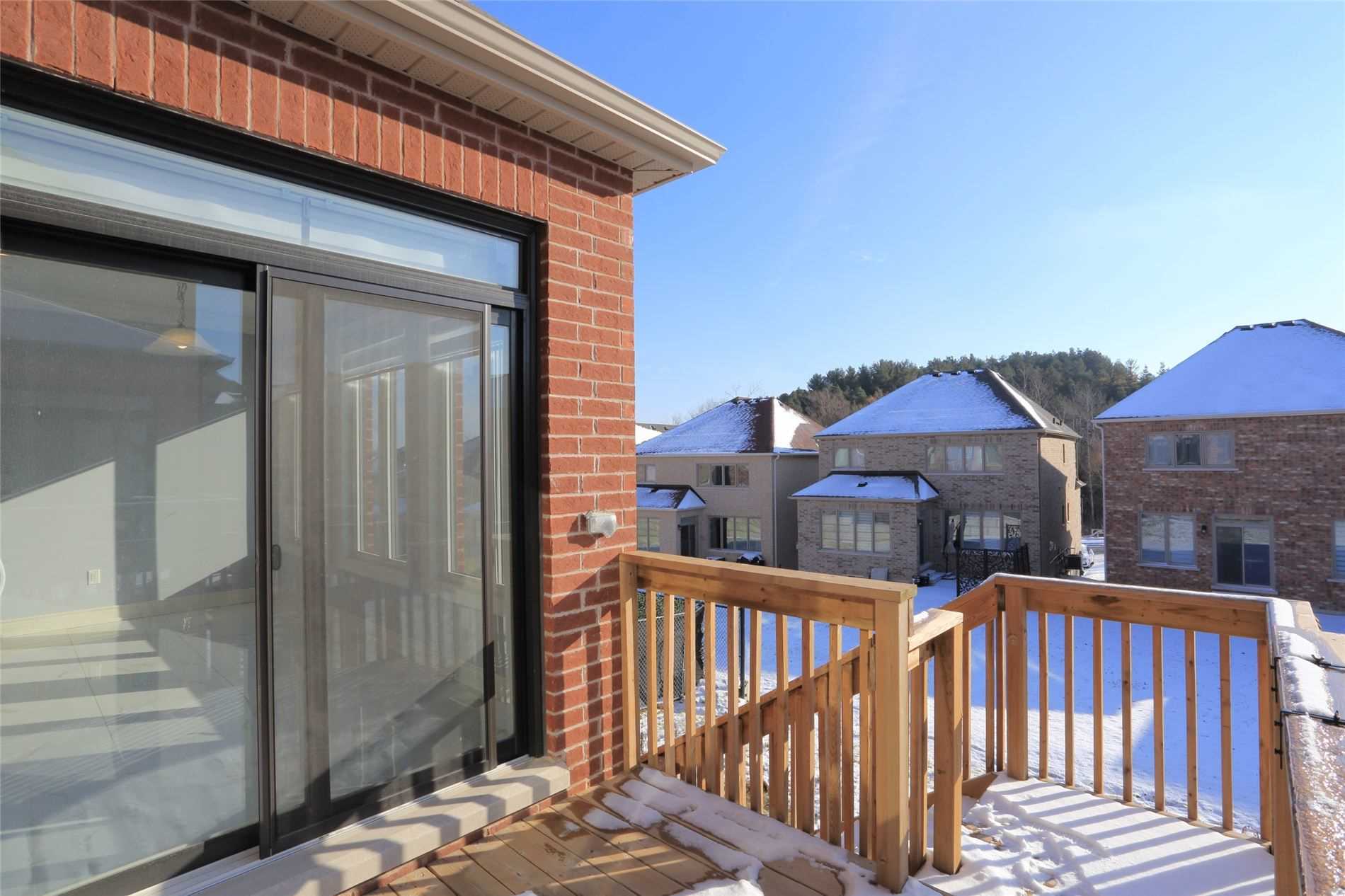 132 Meadow Vista Cres