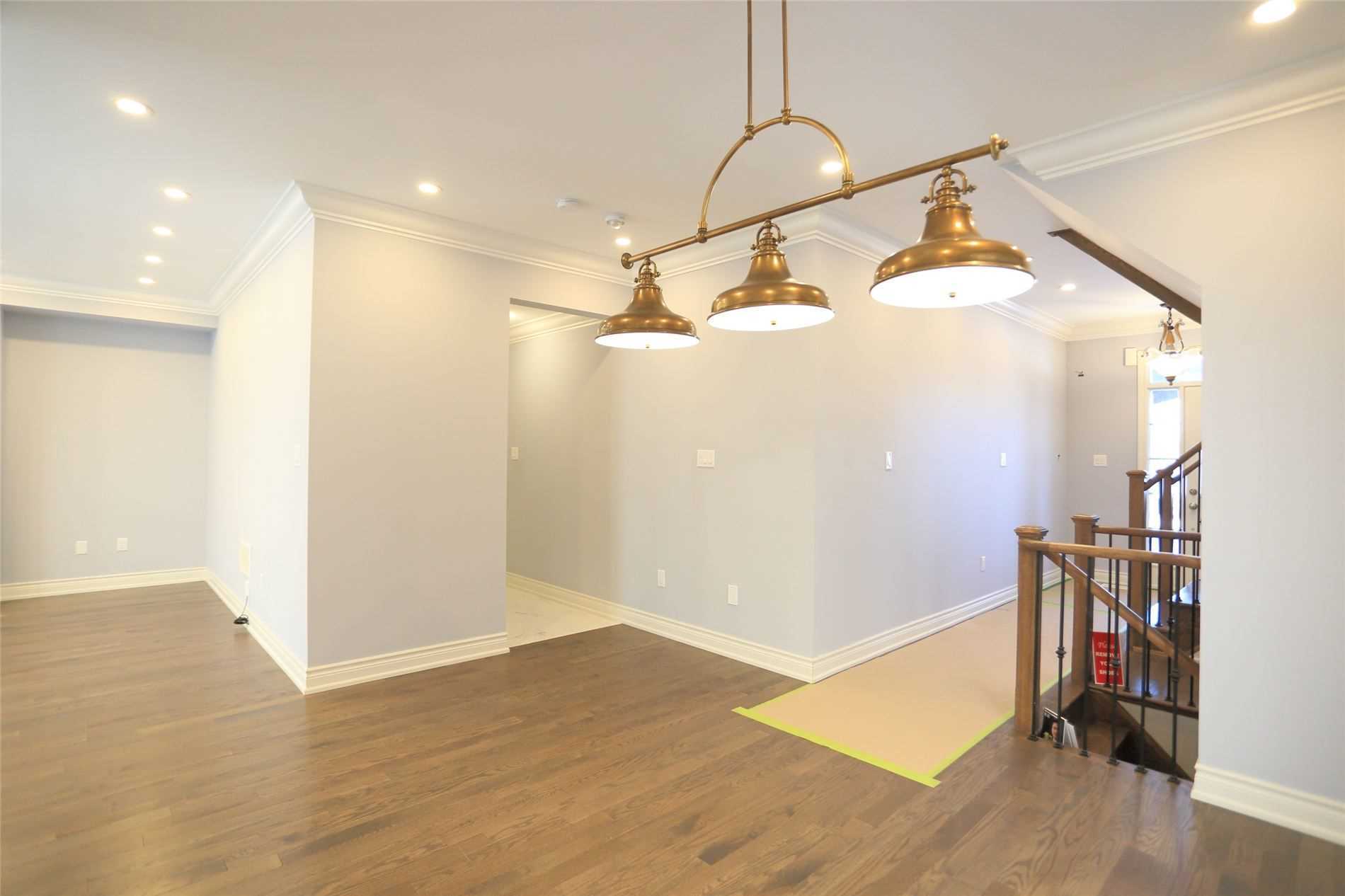 132 Meadow Vista Cres