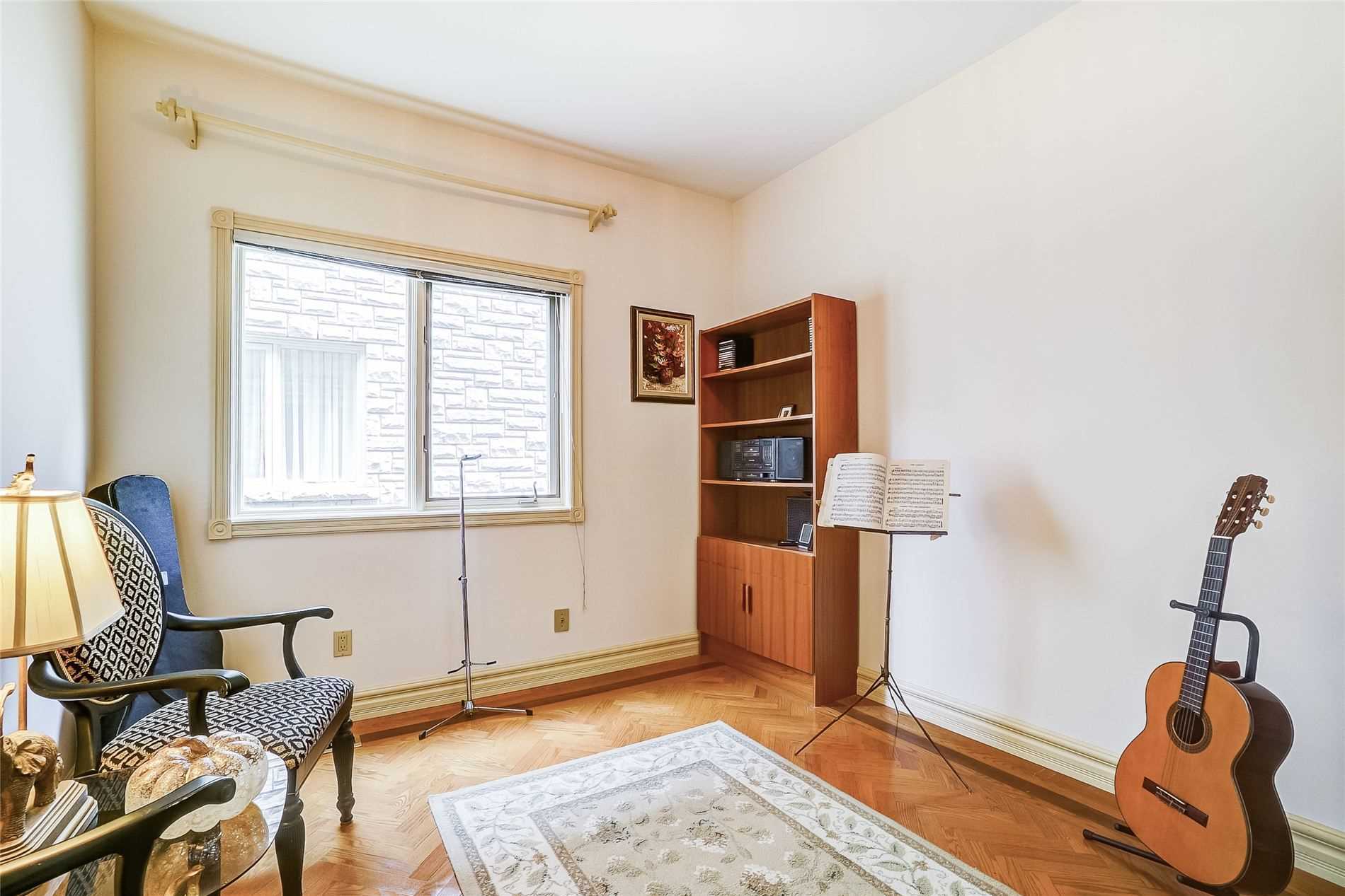 99 Birch Ave