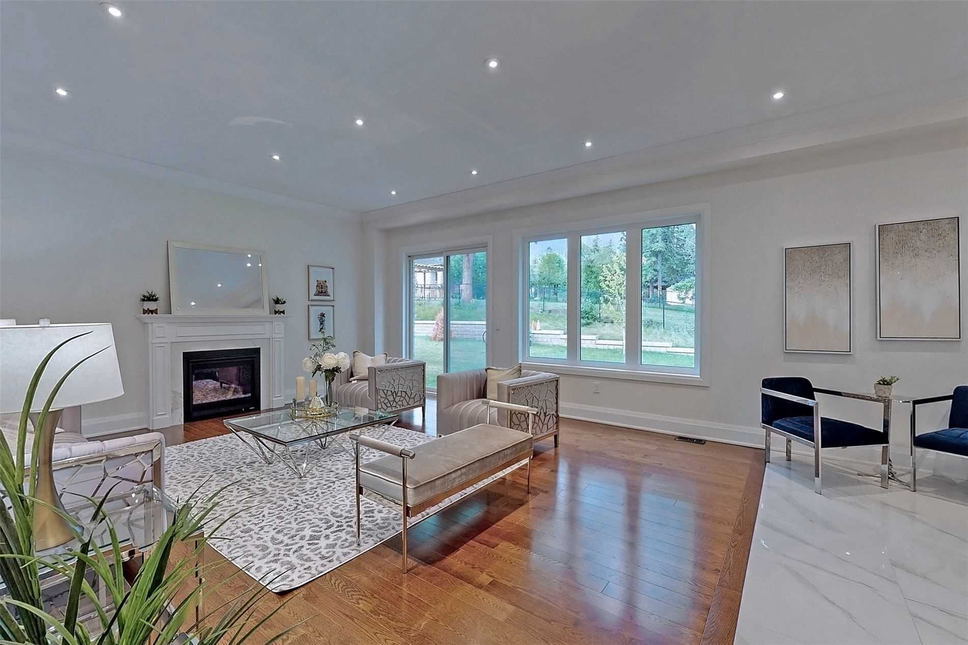 51A Puccini Dr