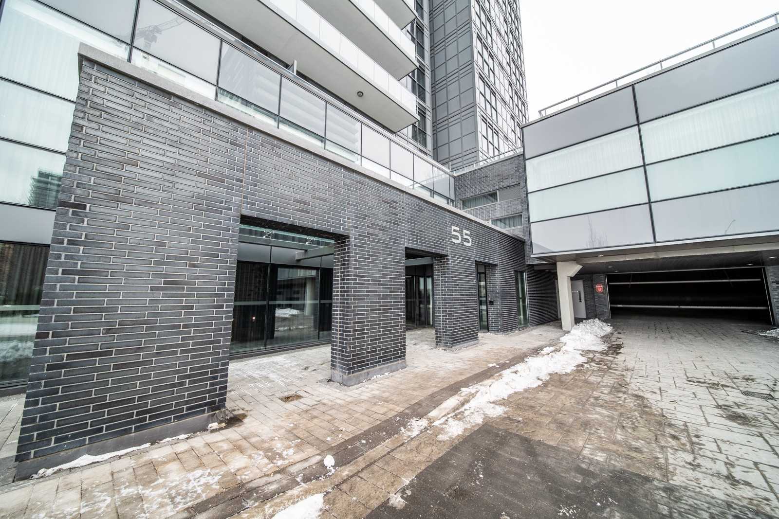 55 Oneida Cres, #701