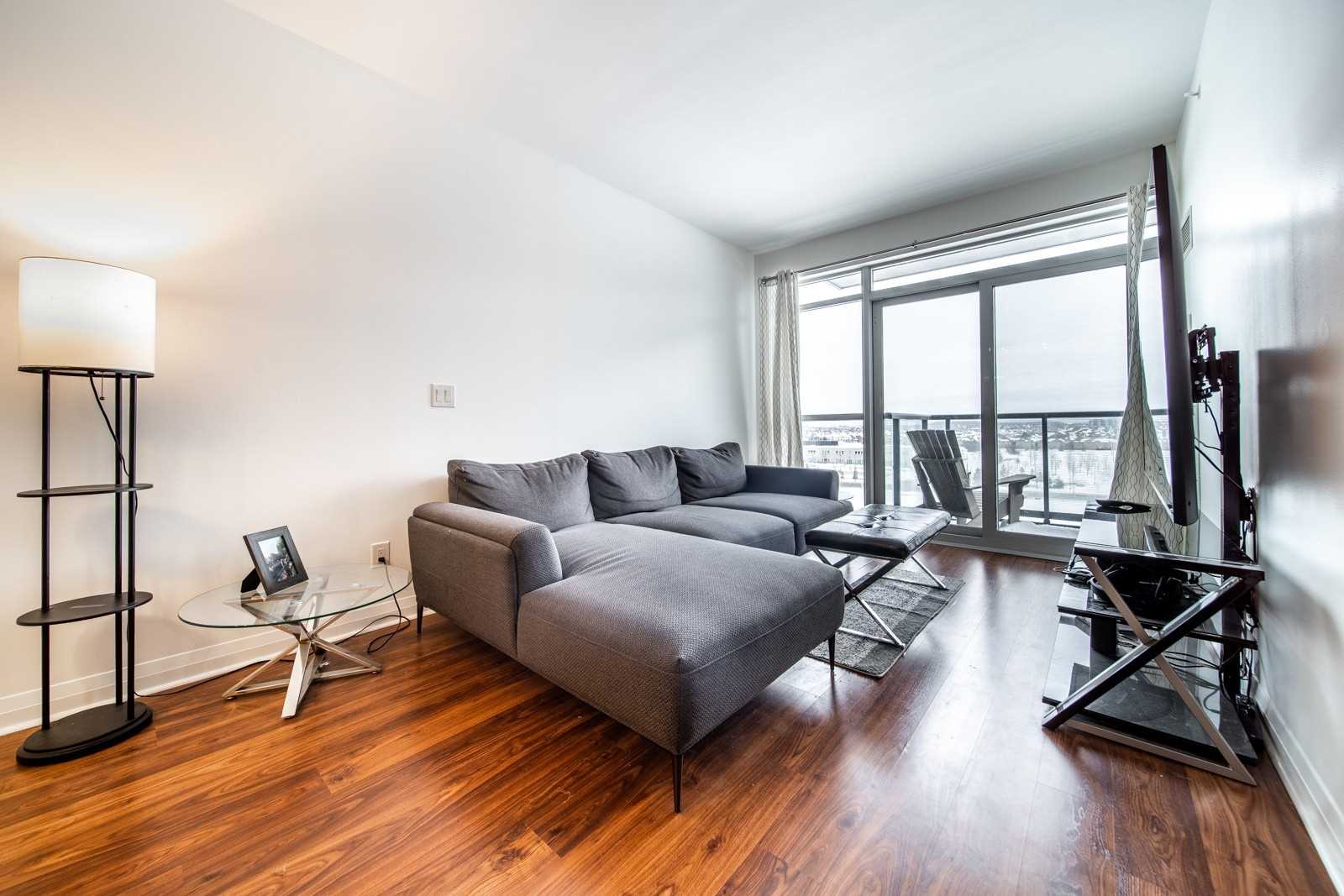 55 Oneida Cres, #701