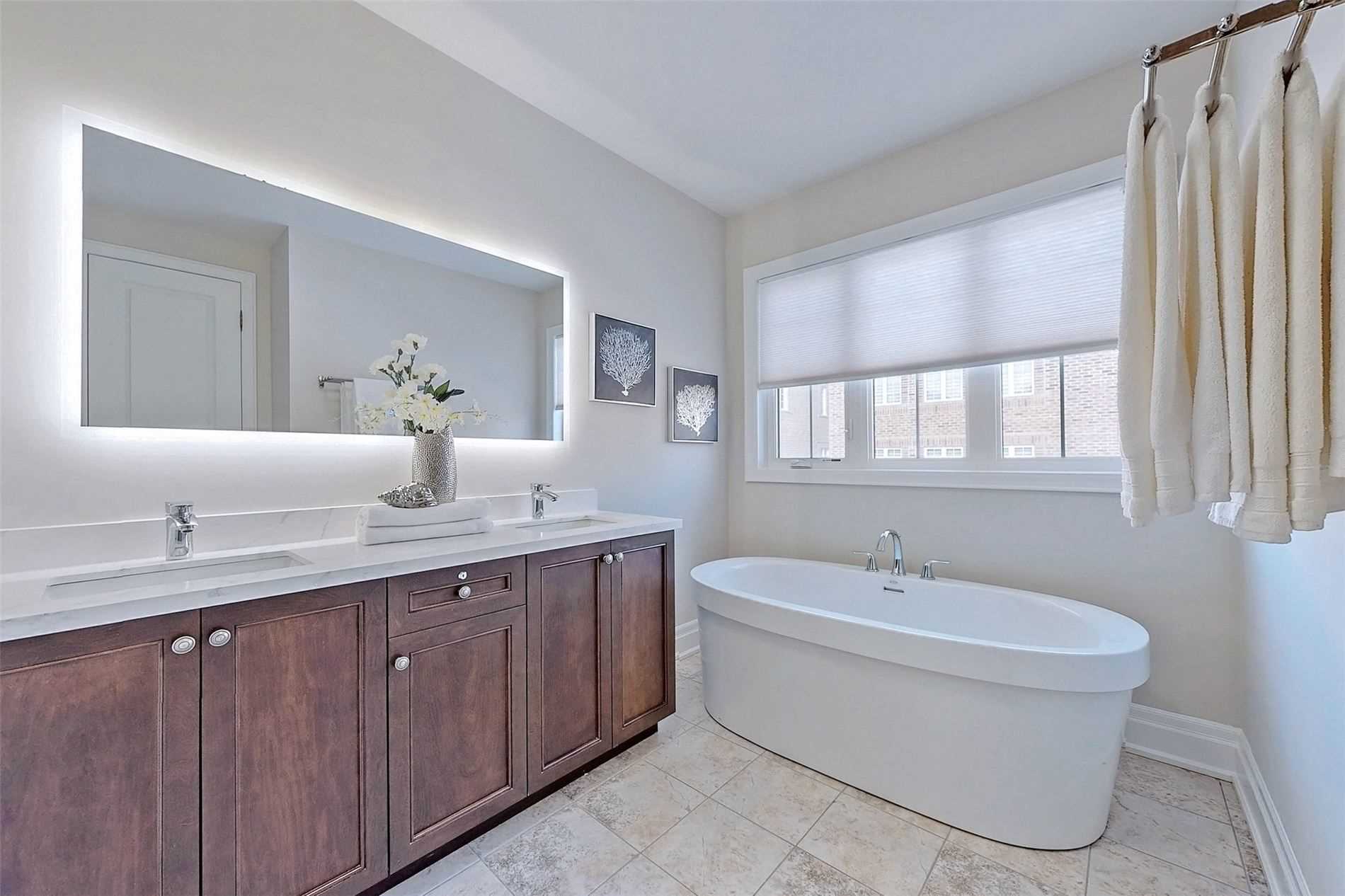 28 Fitzmaurice Dr
