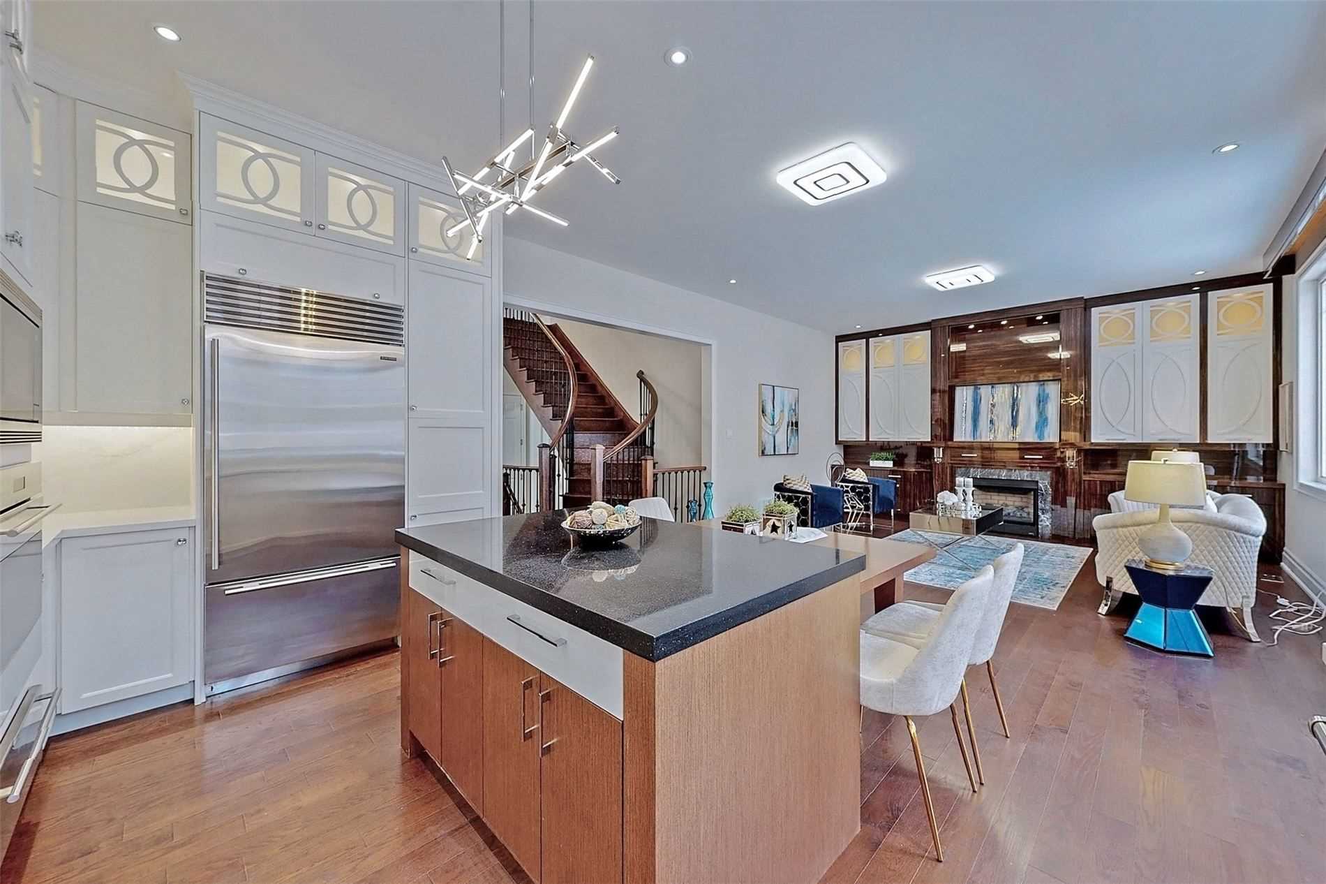 28 Fitzmaurice Dr