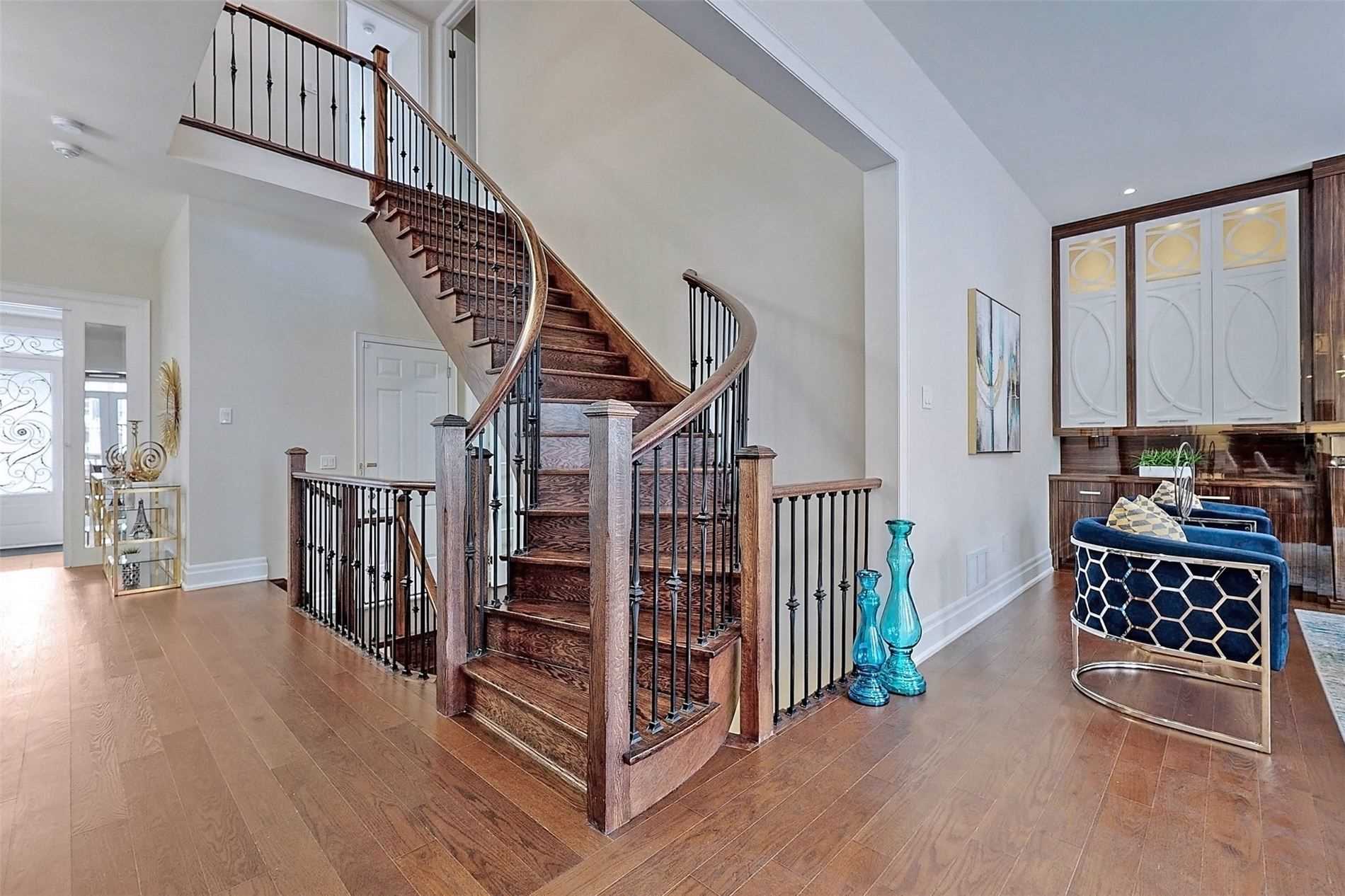 28 Fitzmaurice Dr