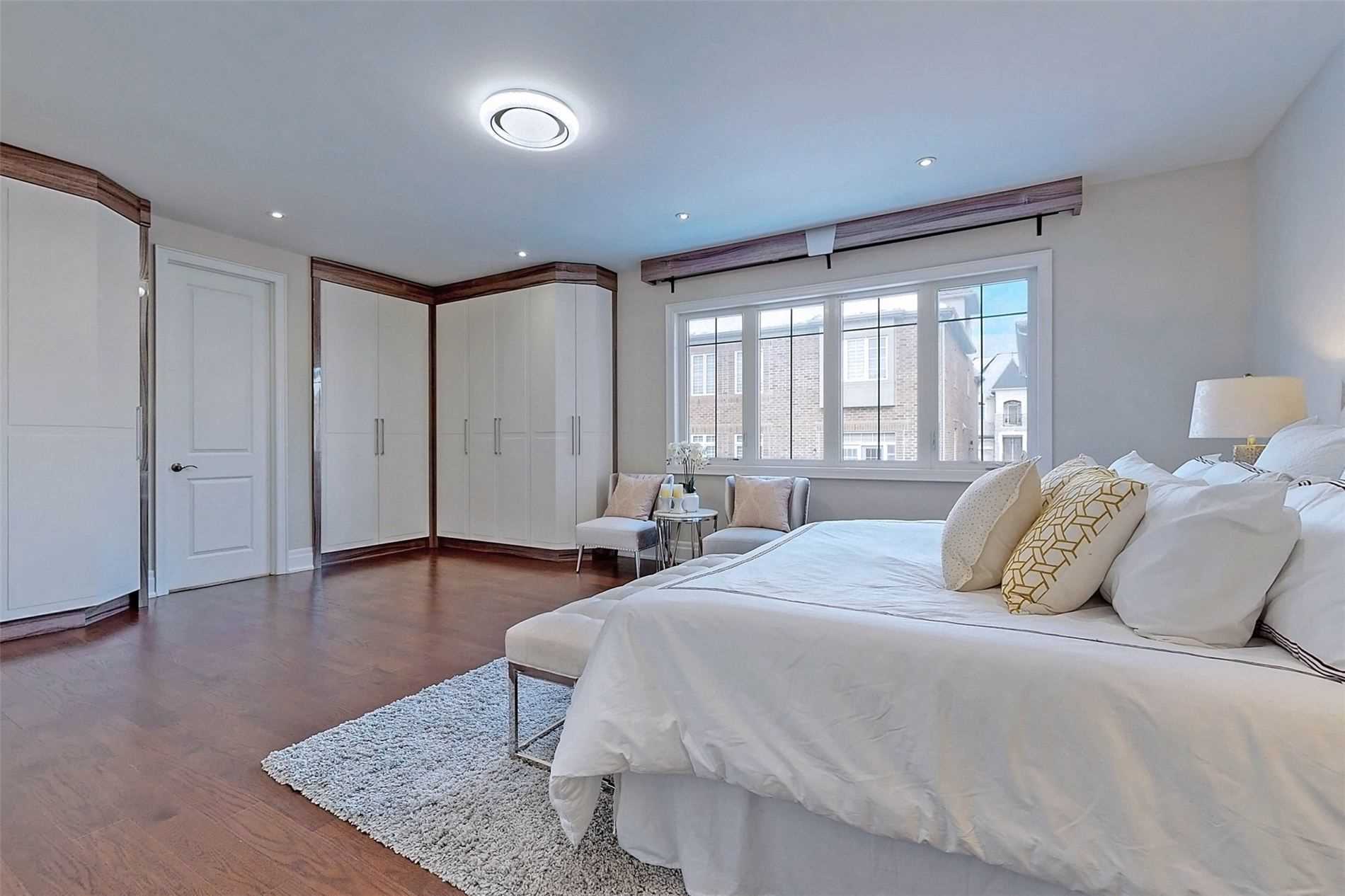 28 Fitzmaurice Dr