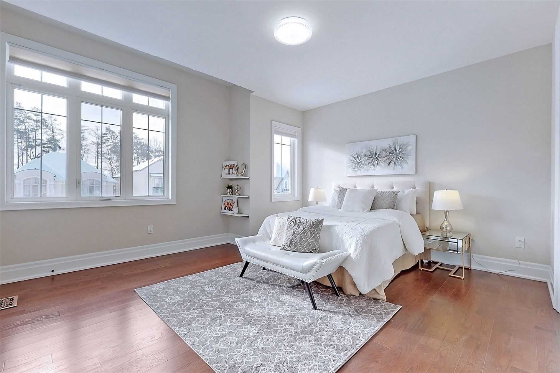 28 Fitzmaurice Dr