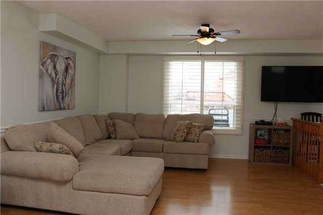38 Iveagh Dr