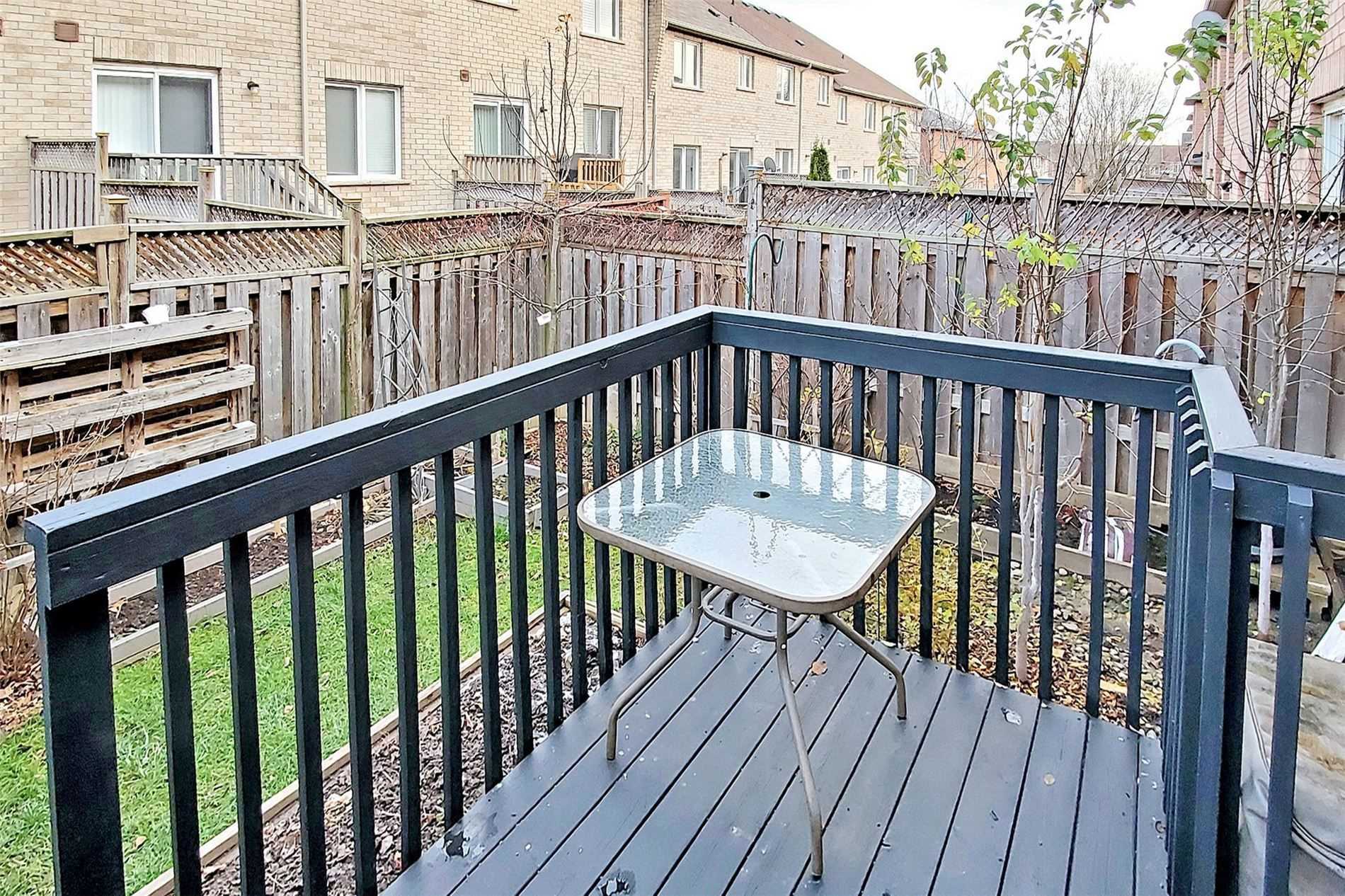 739 Joe Persechini Dr, Newmarket
