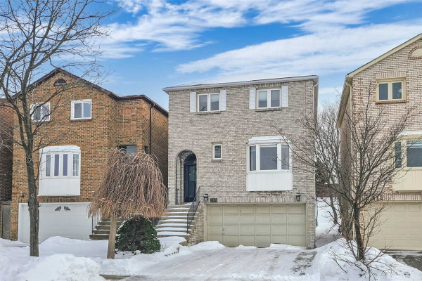 316 Charlton Ave, Vaughan