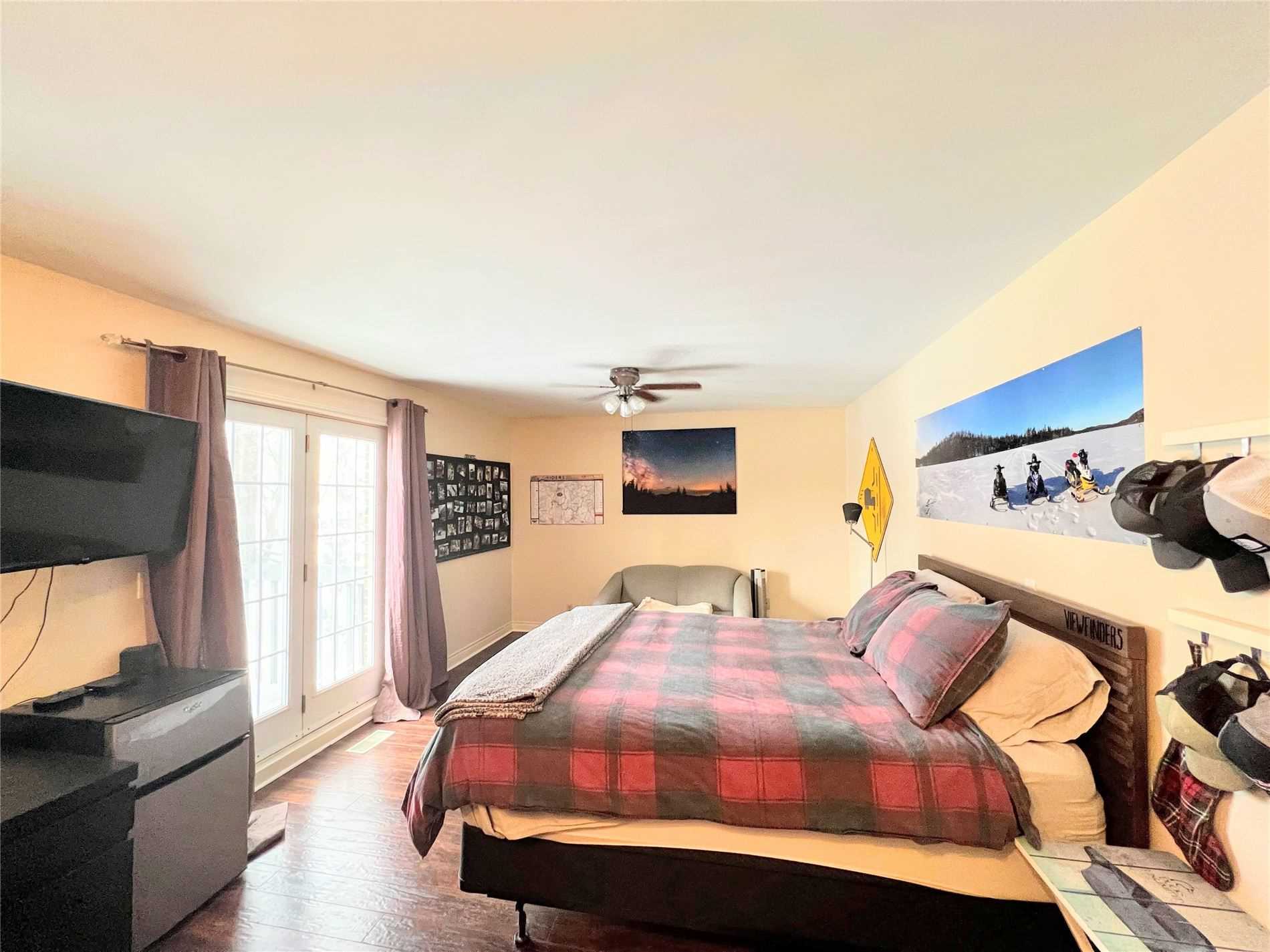 30 Rosehill Dr
