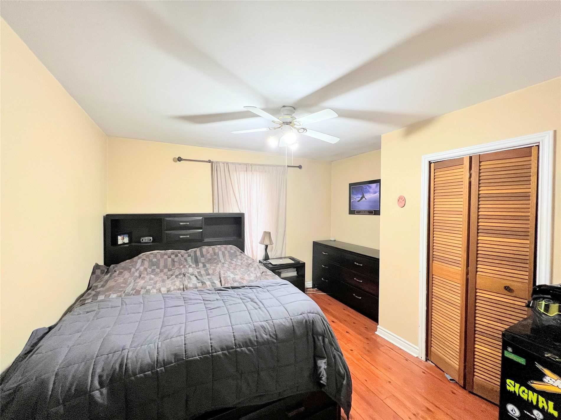 30 Rosehill Dr