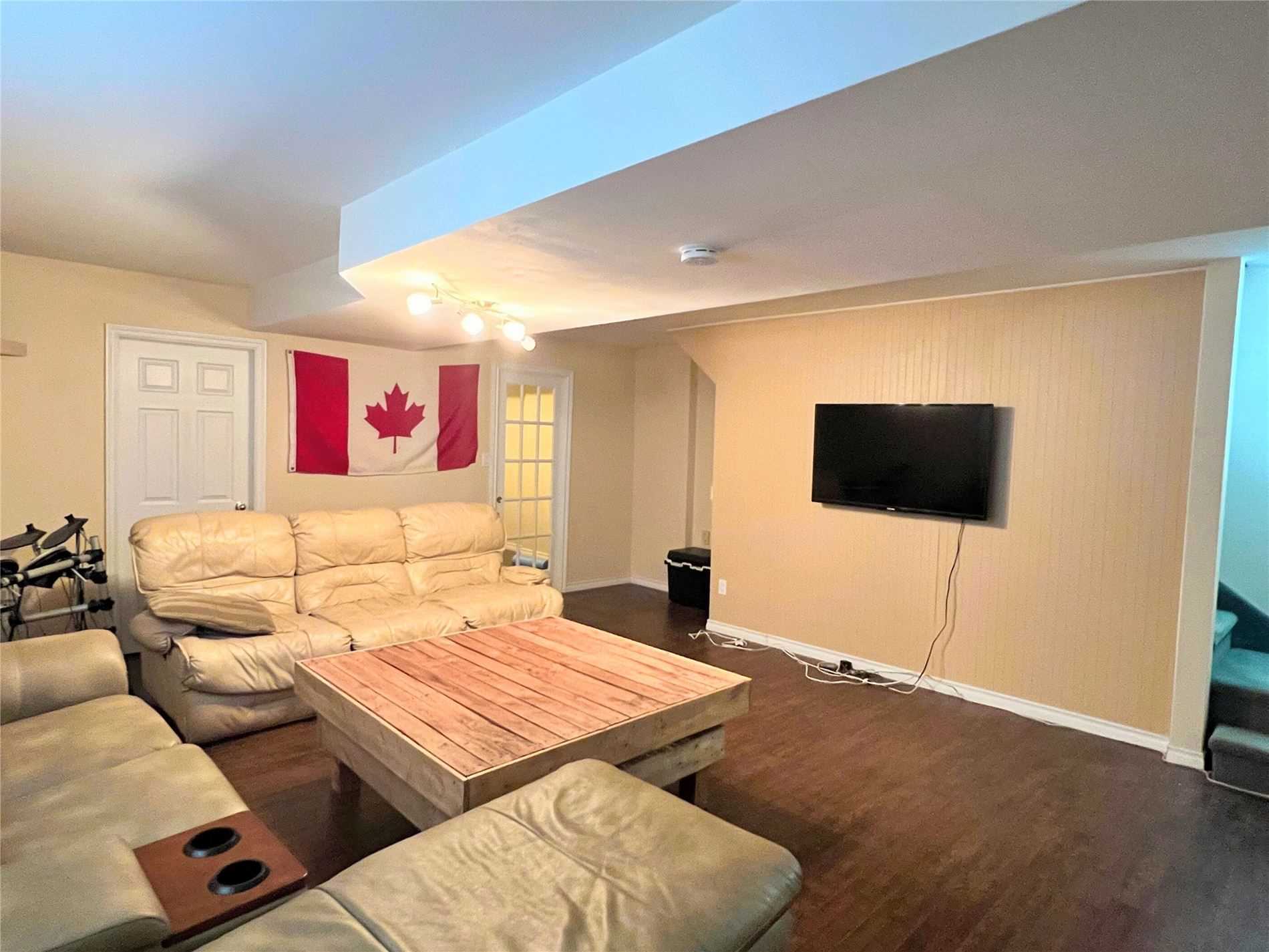 30 Rosehill Dr