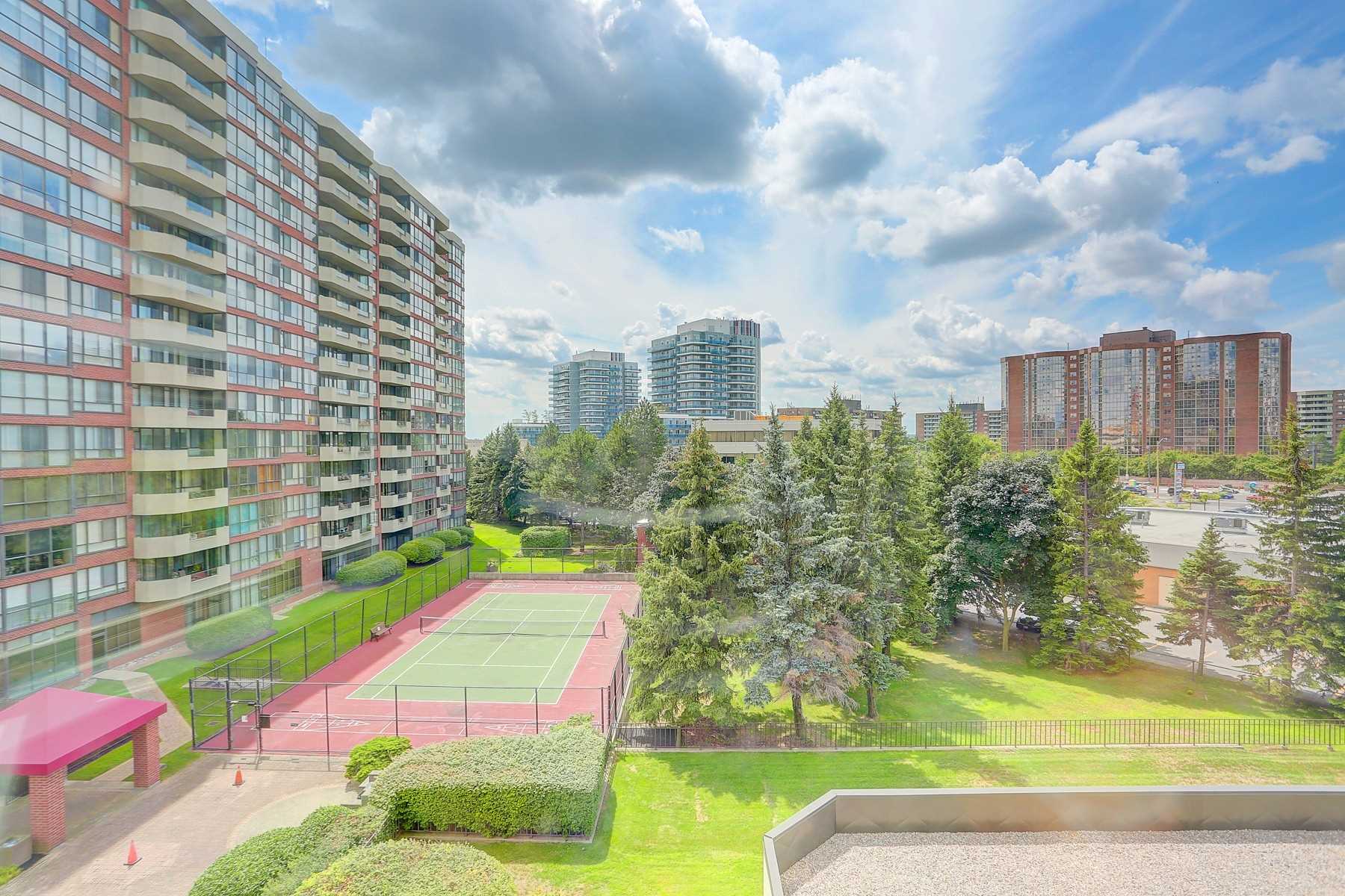 33 Weldrick Rd E, #1209