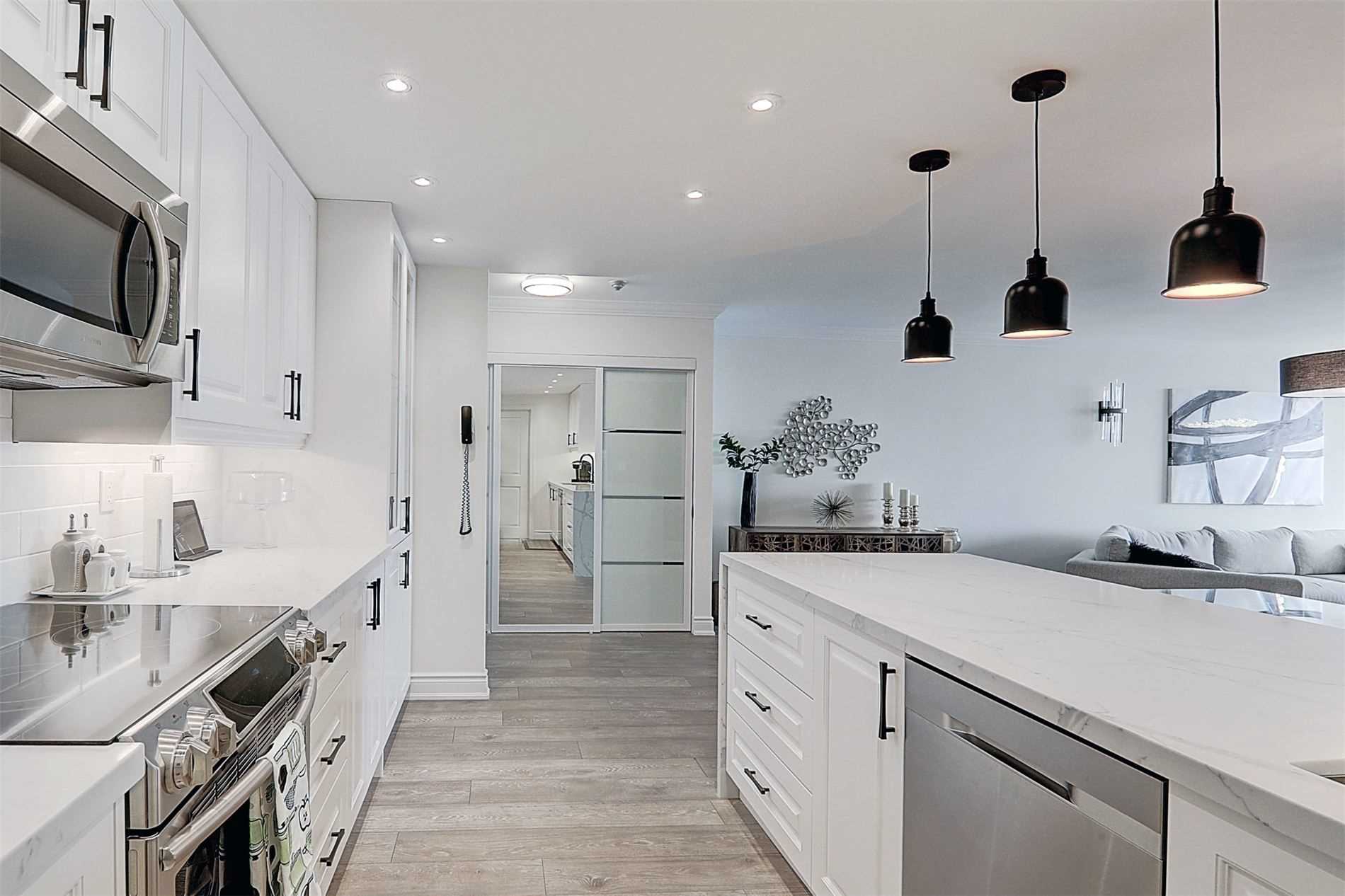 33 Weldrick Rd E, #1209