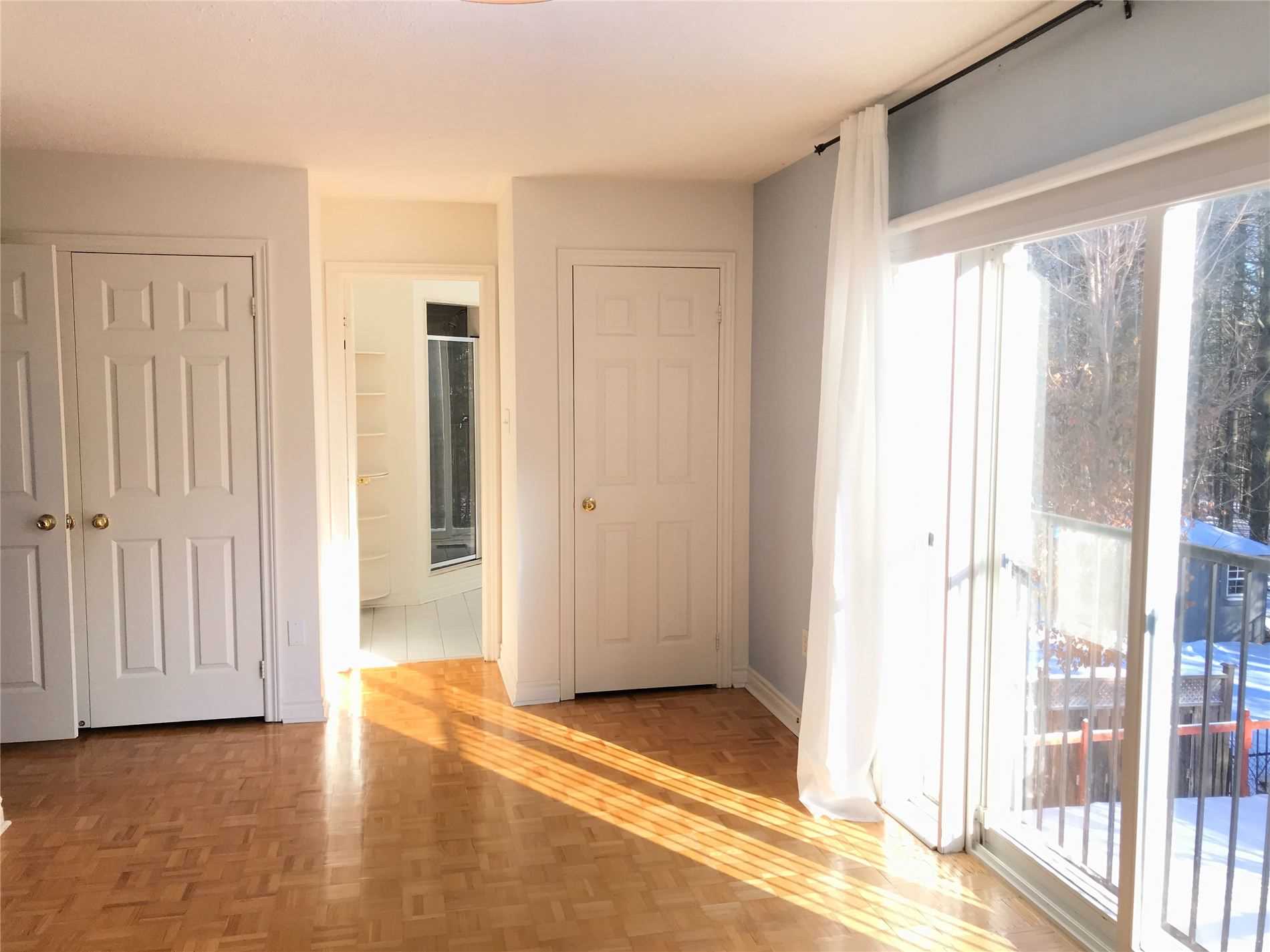 87 Worthington Ave