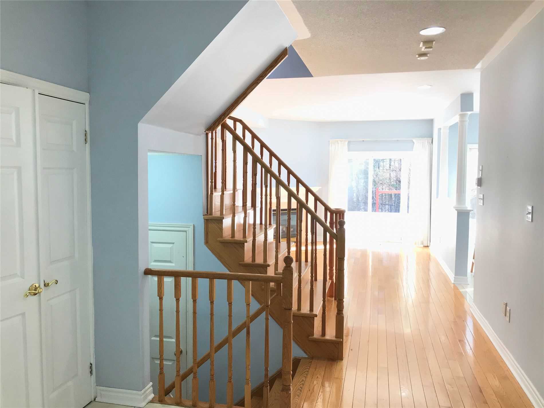 87 Worthington Ave