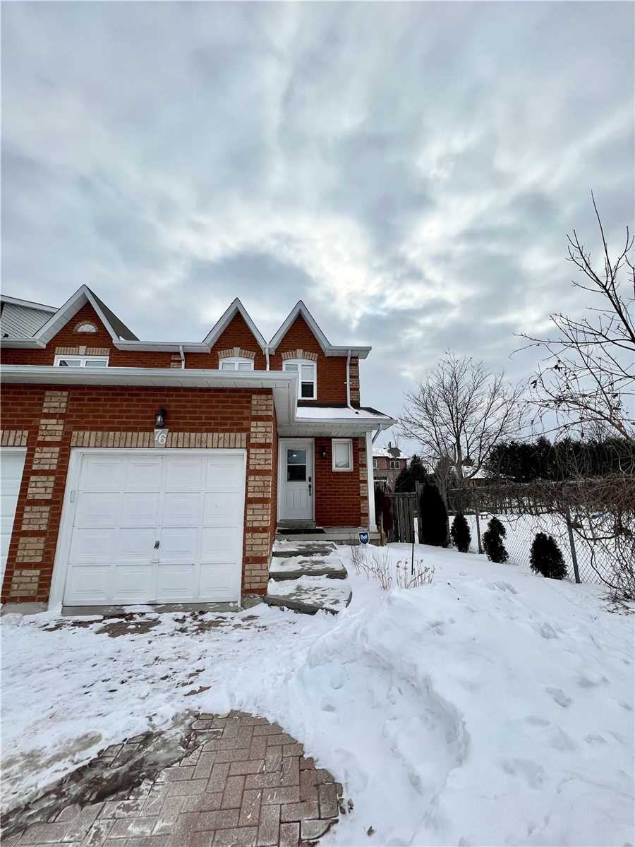 76 Potter Cres