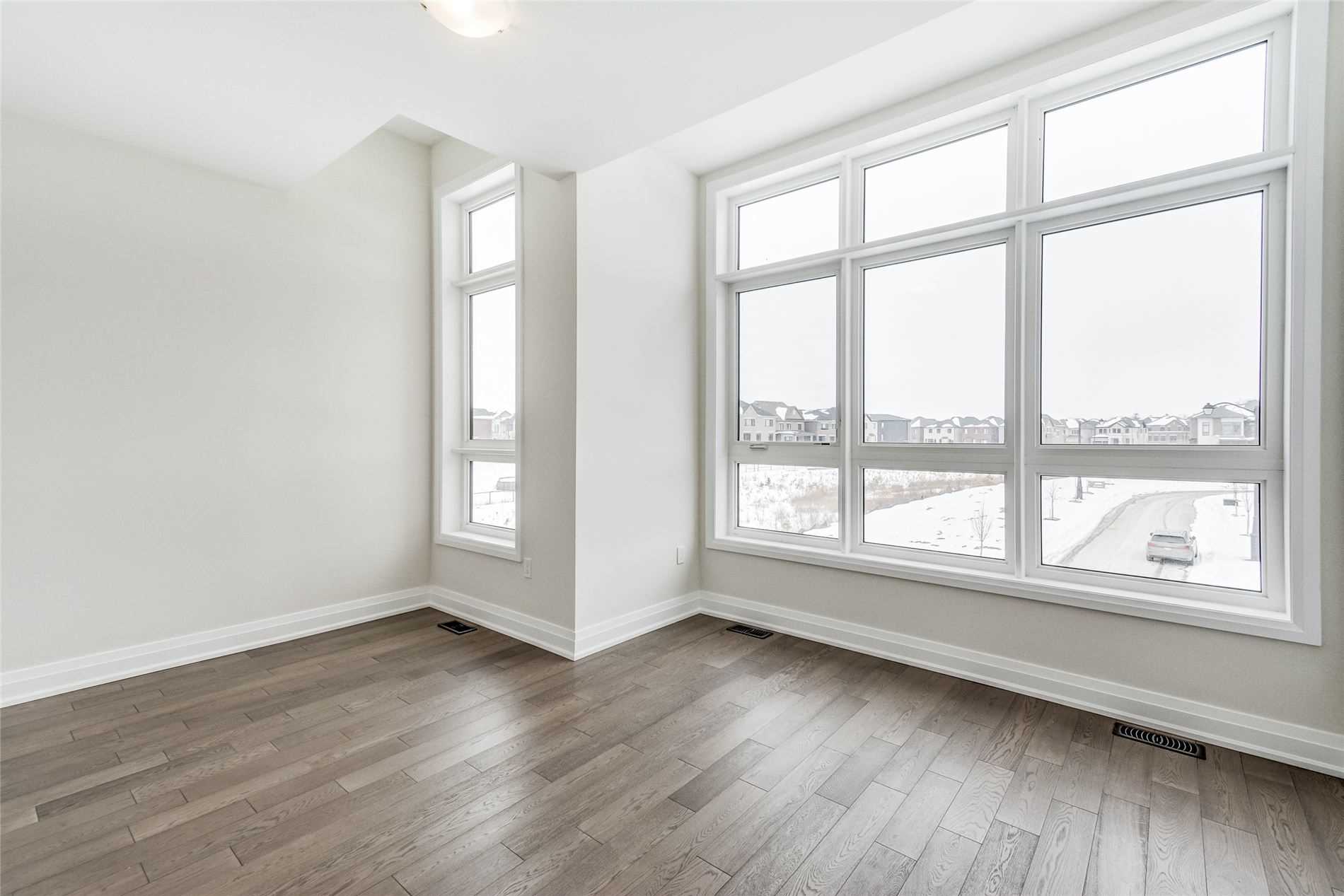 46 Galen Cres